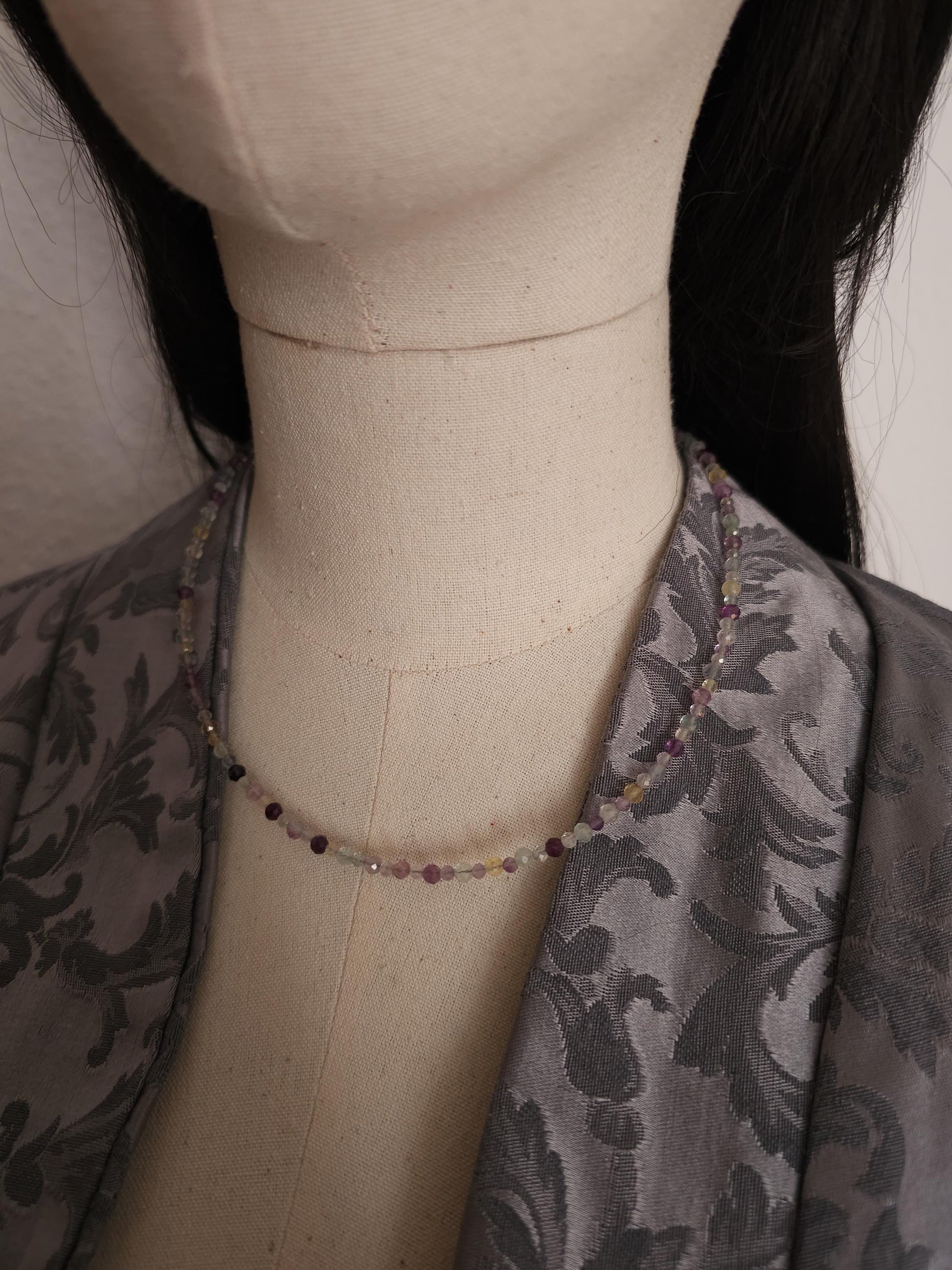 Regenbogen Fluorit Halskette, Größenverstellbares Choker, Facettierte Flouritperlen, Hochzeitsschmuck, Renaissance Faire, Gothic Schmuck
