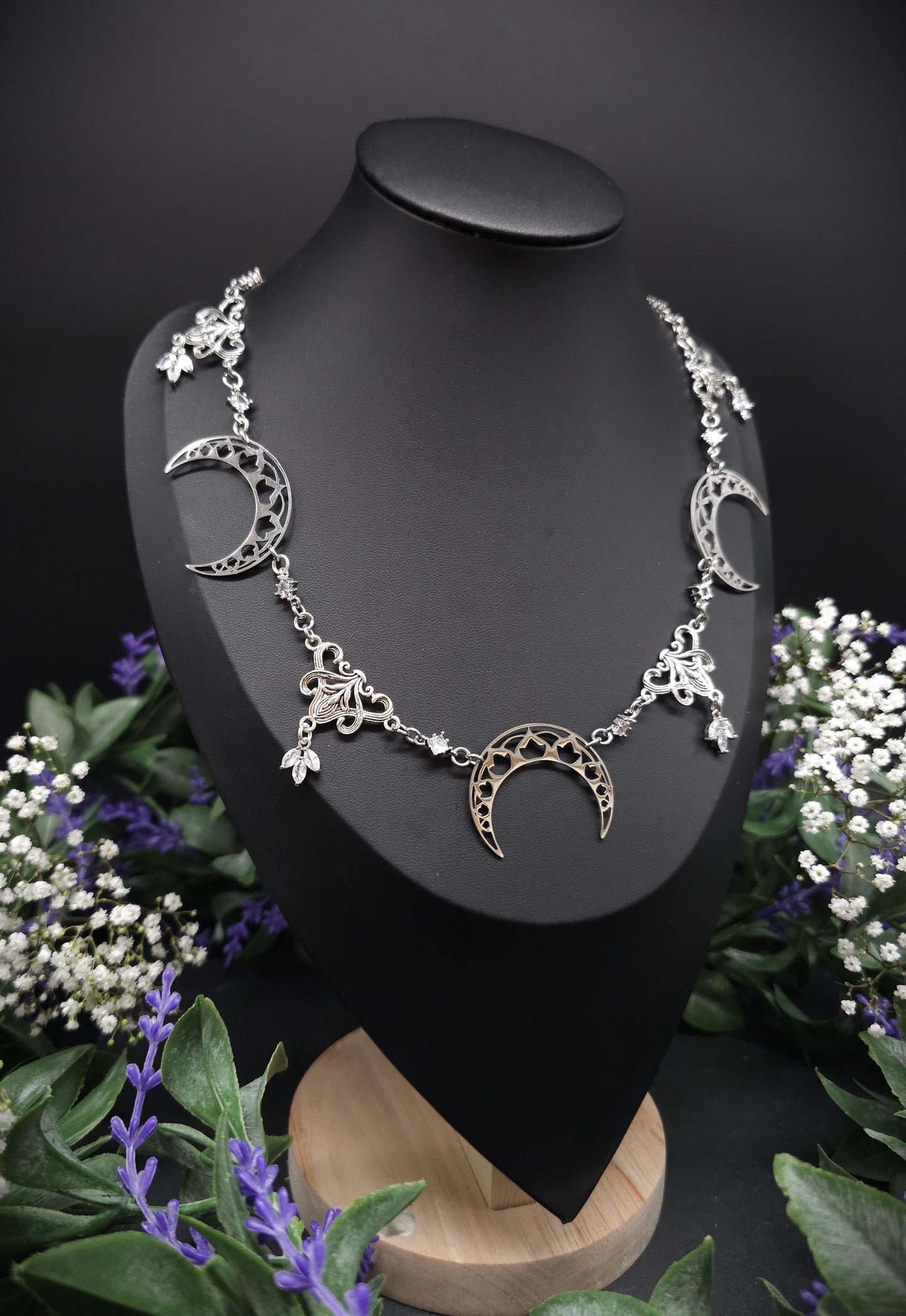 Edelstahl Mond Collier mit Zirkonia – Größenverstellbare Jugendstil Halskette, Fantasy & mystischer Schmuck