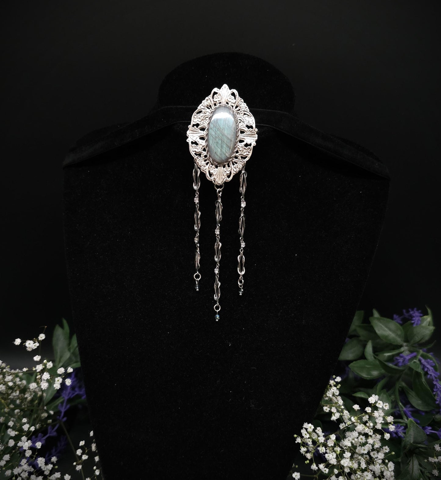 Jugendstil Brosche mit Labradorit ~ Zirkonia & Edelstahl-Ketten ~ Kostüm Accessoire