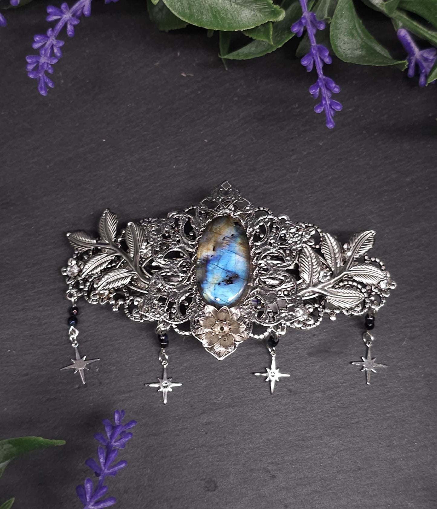 Labradorit Haarspange – mit Sternen, Zweigen und blauen Perlen - Mysticher Fantasy Haarschmuck