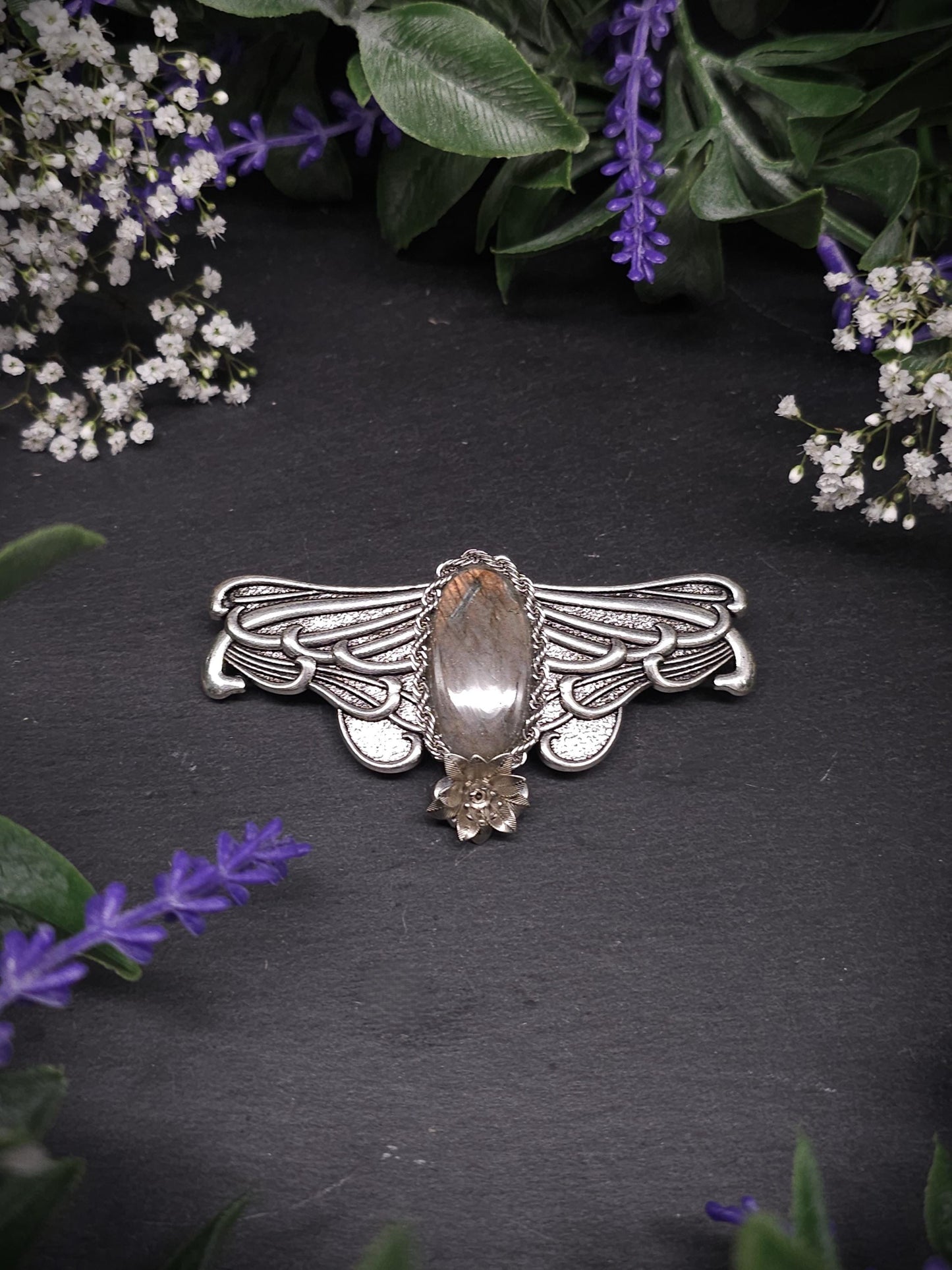 Silberne Jugendstil Haarspange mit seltenem gold-grünem Labradorit – Art Nouveau Schmuck