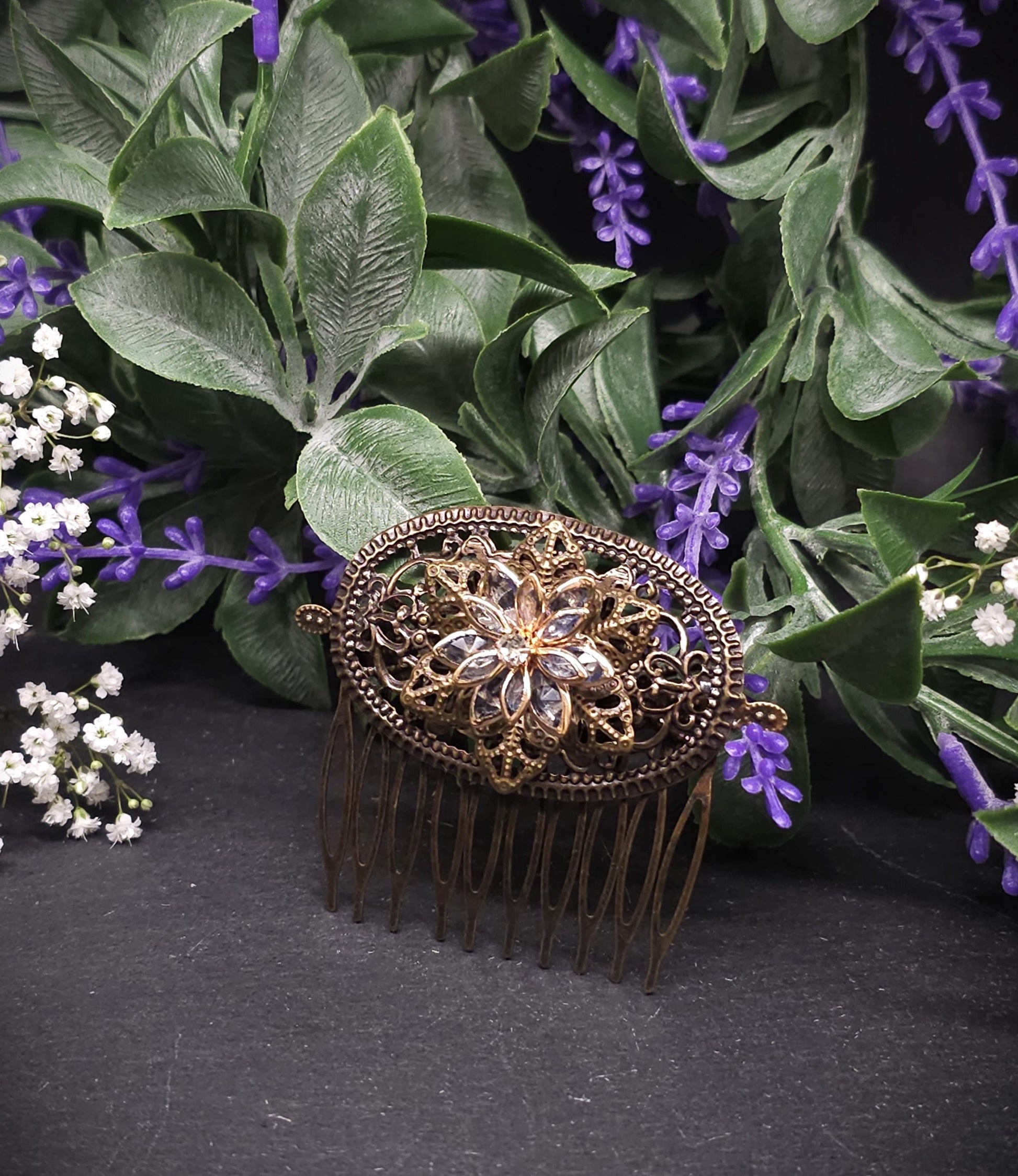 Kleiner Haarkamm in Bronze Optik ~ goldene Kristallblüte ~ filigraner Vintage Haarschmuck für Braut, LARP, Mittelalter und Gothic