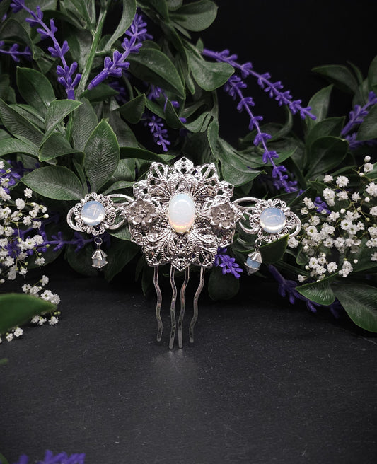 Jugendstil Haarkamm mit Opalith – Silberfarbener Braut Haarschmuck im Elfenstil - Fantasy Hochzeit Accessoire