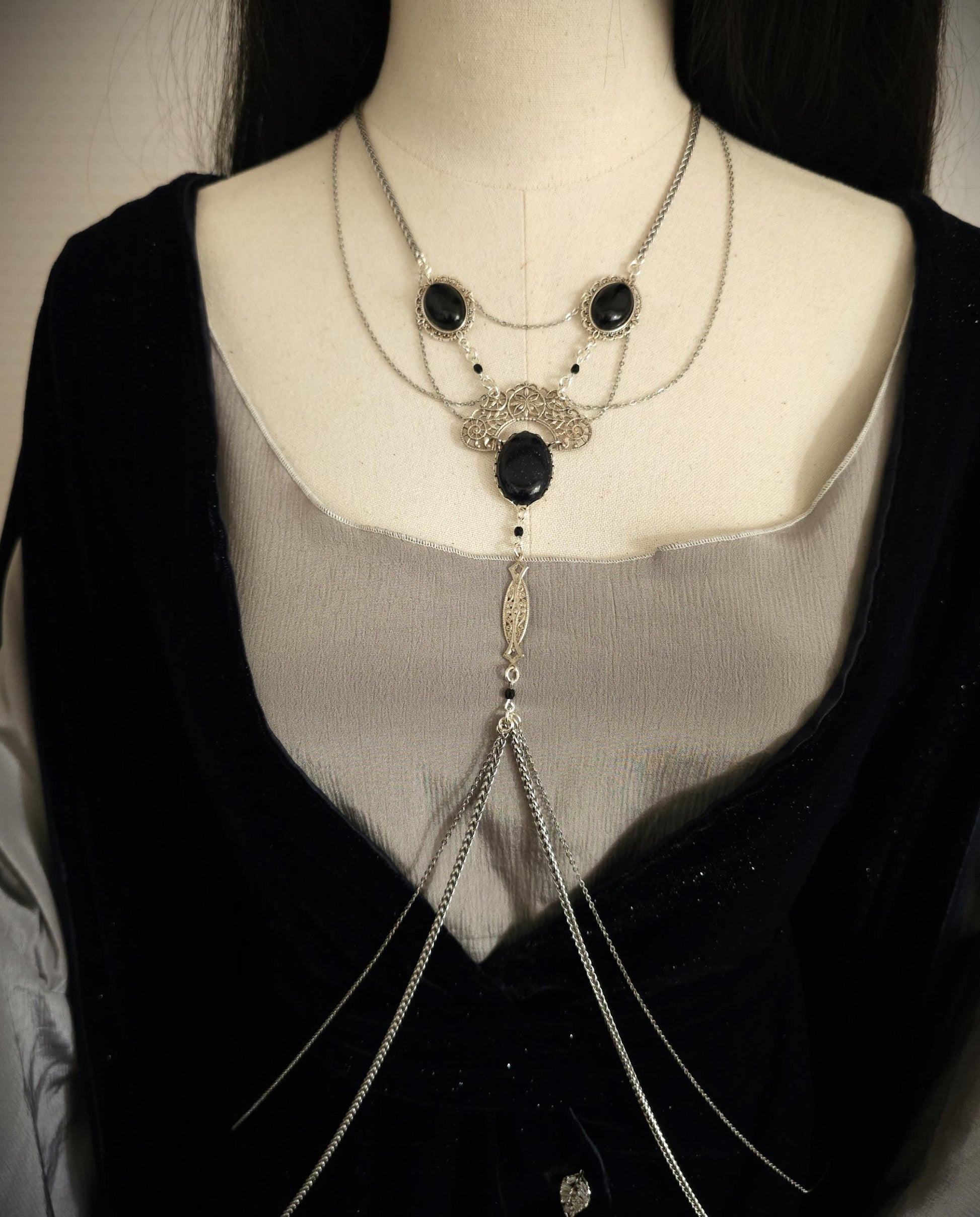 Bodychain "Sreléah" ~ Fantasy Kostüm Accessoire ~ Gothic Art Nouveau Schmuck ~ Körperkette und Bauchtanz ~
