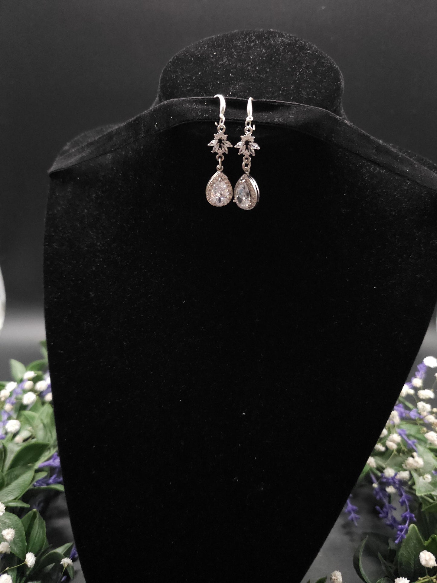 925er Sterling Silber Ohrringe mit Zirkonia Anhängern - Hochzeit & Braut-Accessoire - Vintage, Gothic, Jugendstil inspirierter Schmuck