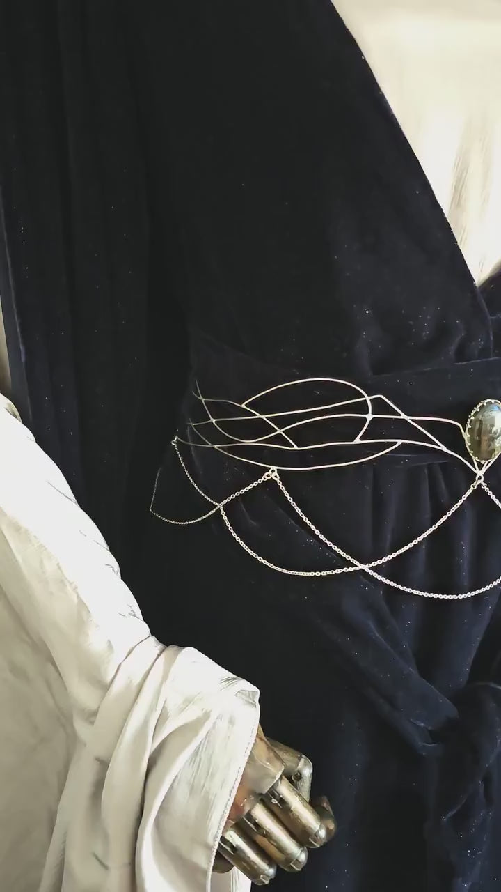 Handgefertigter Gürtel aus versilbertem Draht~ Größenverstellbar ~ Kostüm Accessoire mit Labradorit und filigranen Ketten