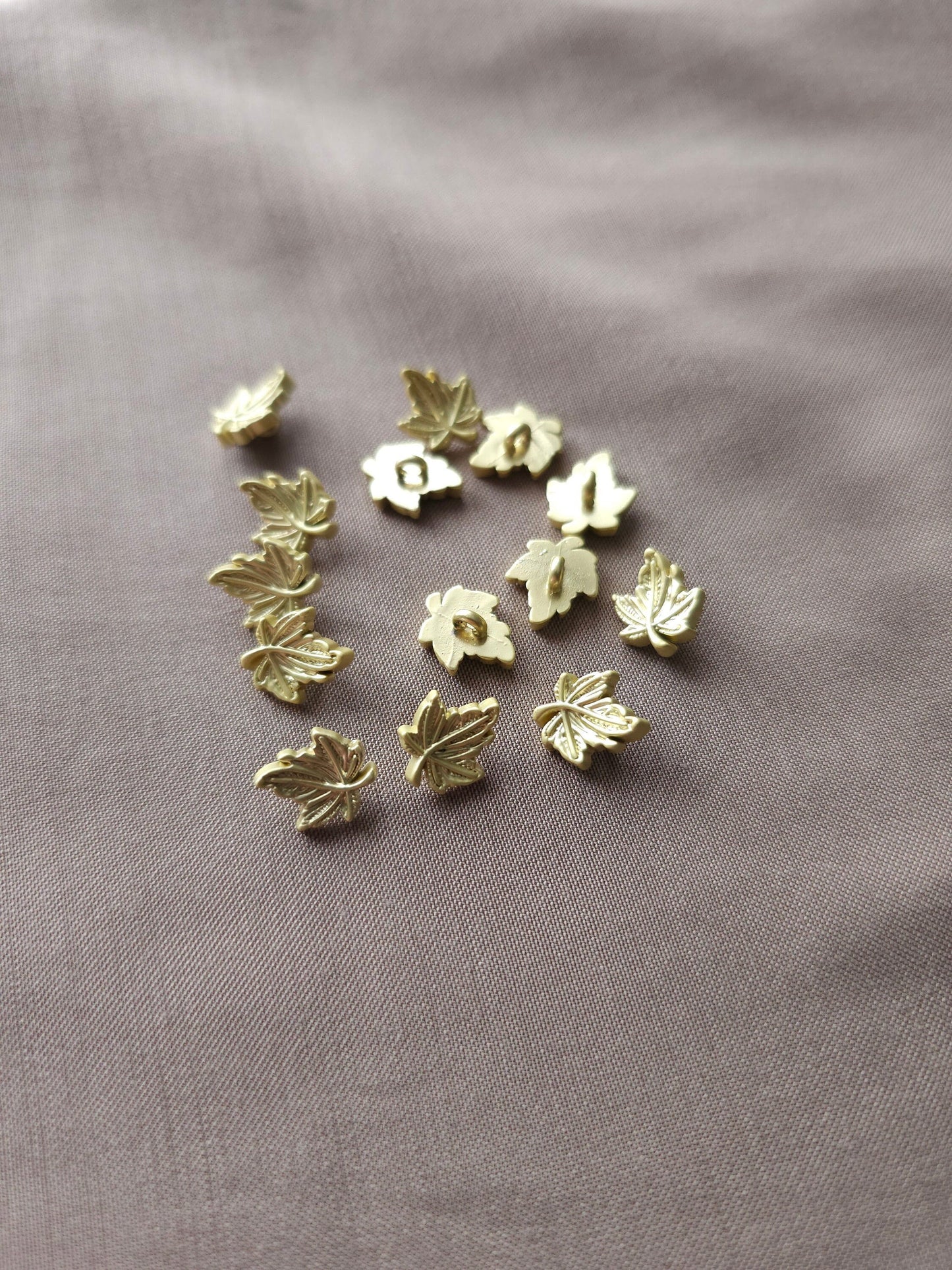 Mini Blätter Knöpfe, 4er Set, goldene Ahorn Knöpfe