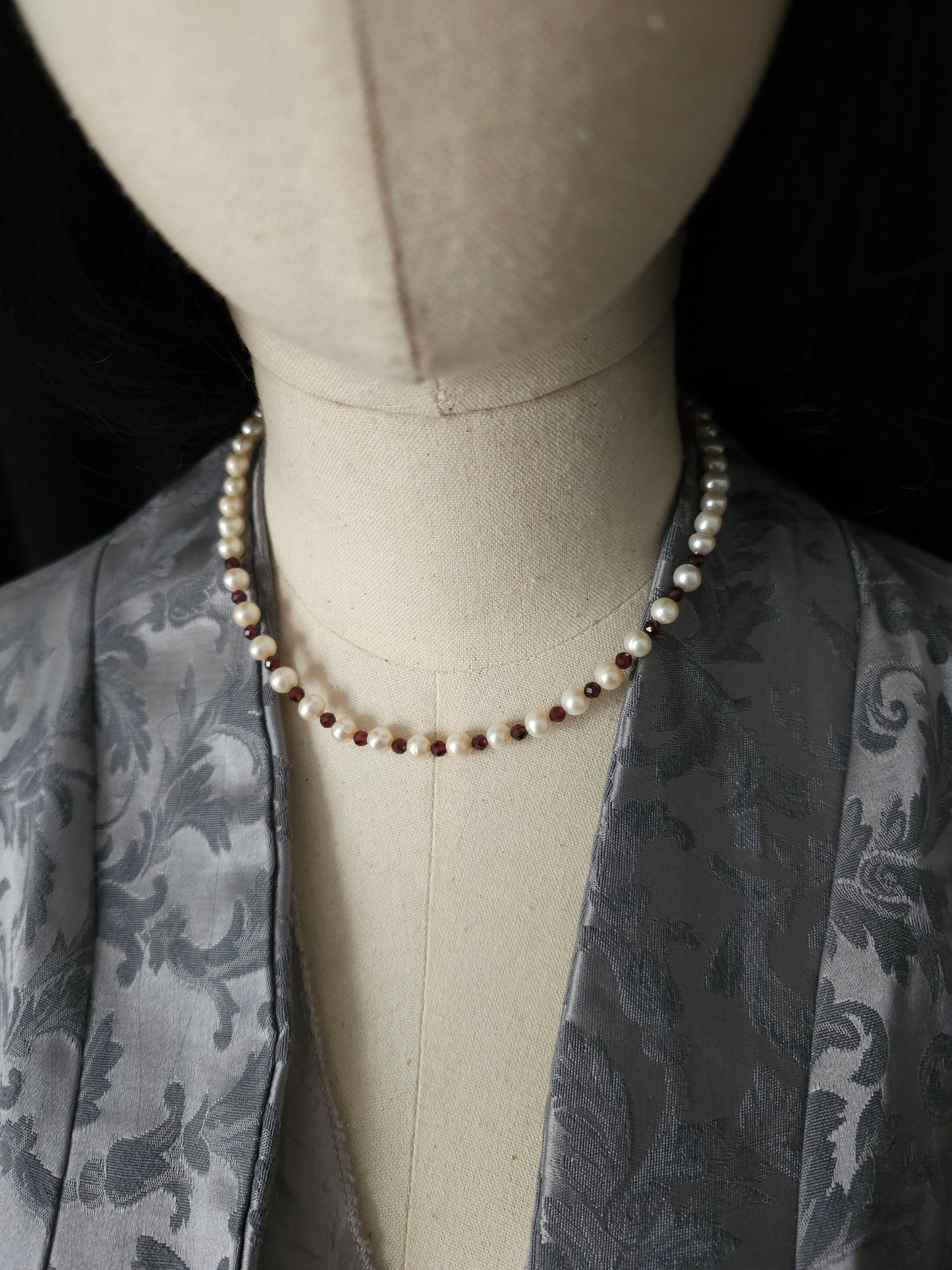 Halskette, Choker, facettierte Granate, Süßwasserperlen, handgefertigtes Collier