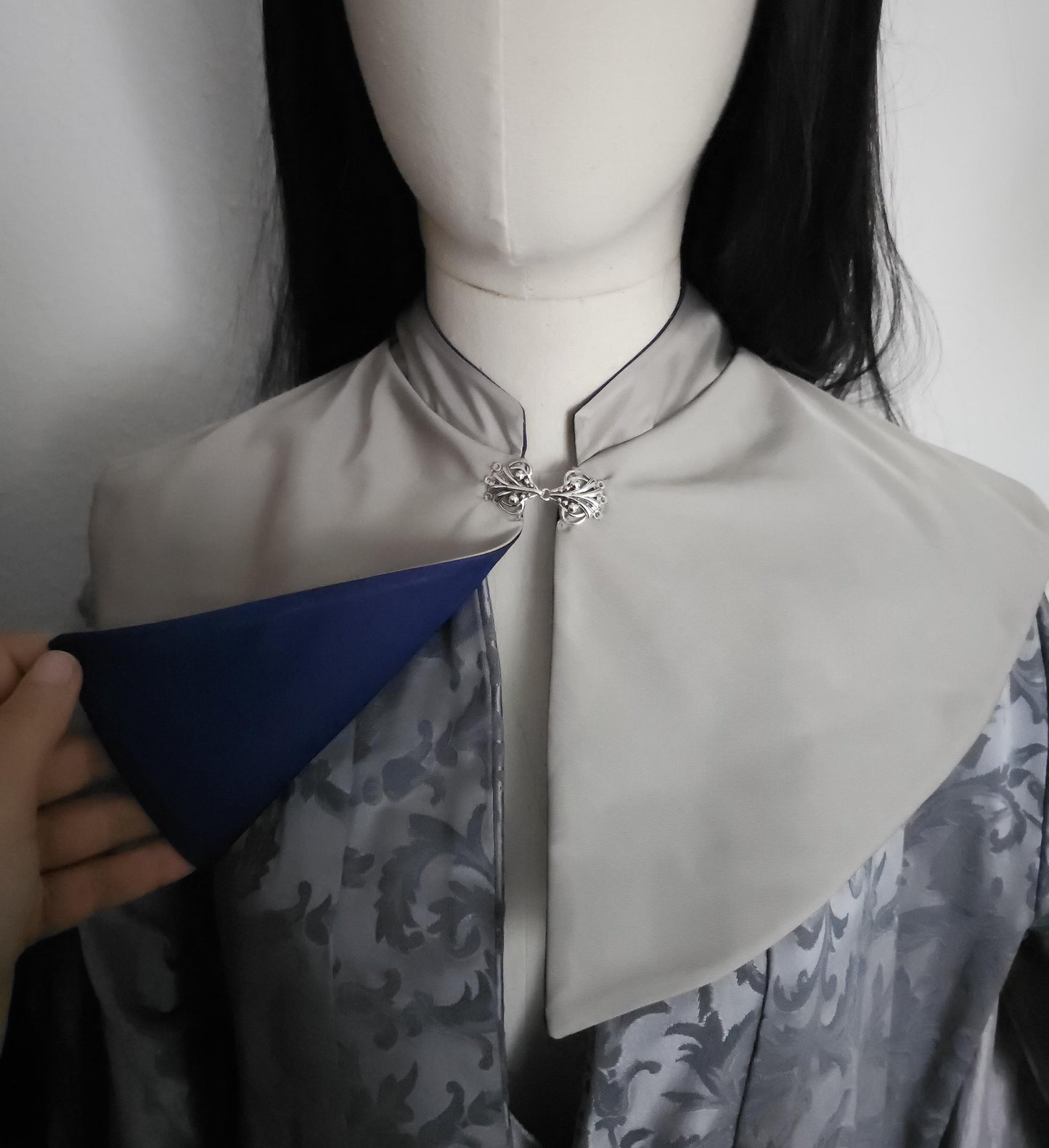 Nackenwärmer "Sylvaria", Elbische Gugel, Salbeigrün, Silber, Fantasy Accessoire, Mittelalter Schal, Hexen Capelet