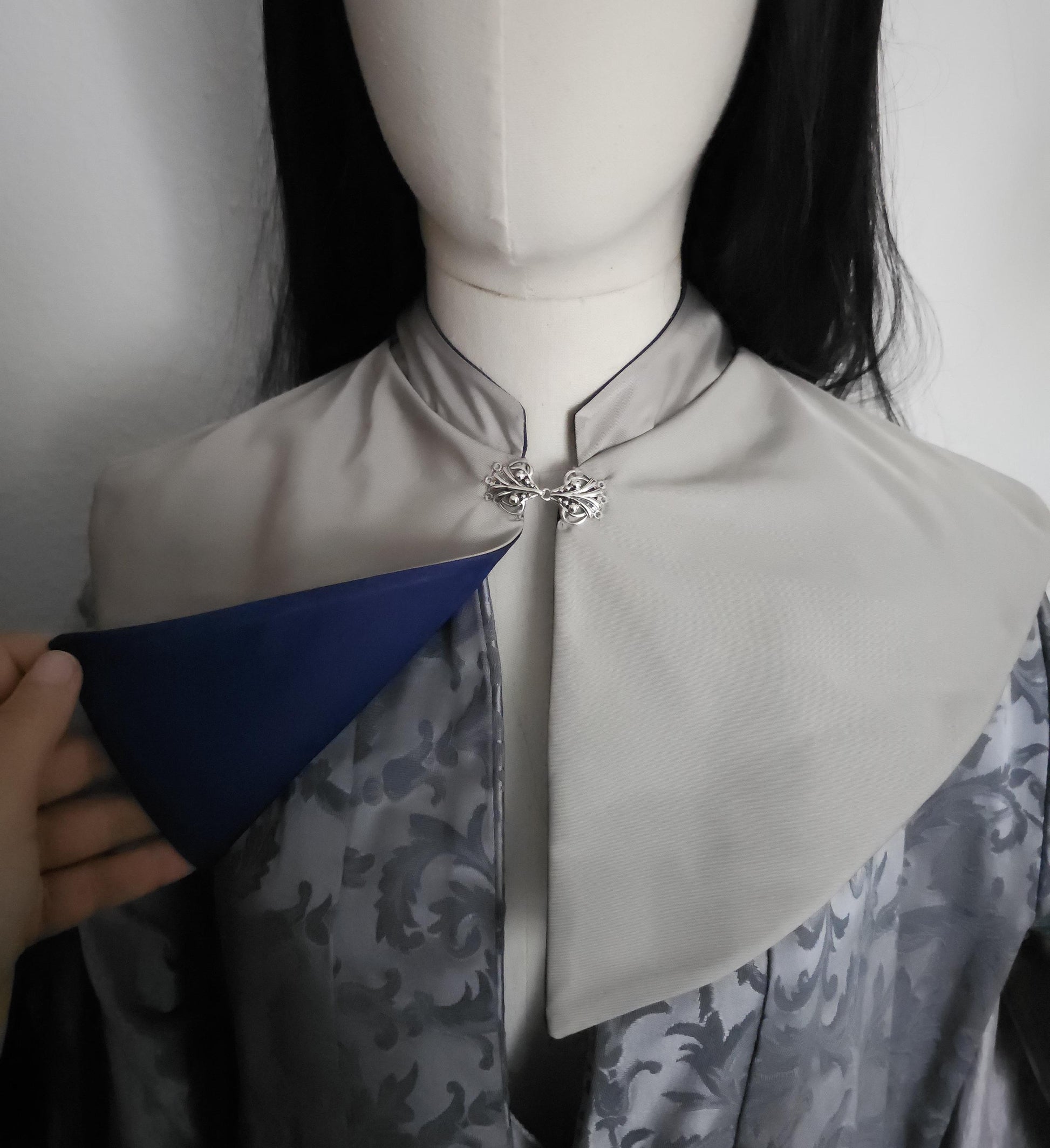 Nackenwärmer "Sylvaria", Elbische Gugel, Salbeigrün, Silber, Fantasy Accessoire, Mittelalter Schal, Hexen Capelet