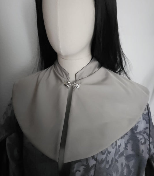 Nackenwärmer "Sylvaria", Elbische Gugel, Salbeigrün, Silber, Fantasy Accessoire, Mittelalter Schal, Hexen Capelet