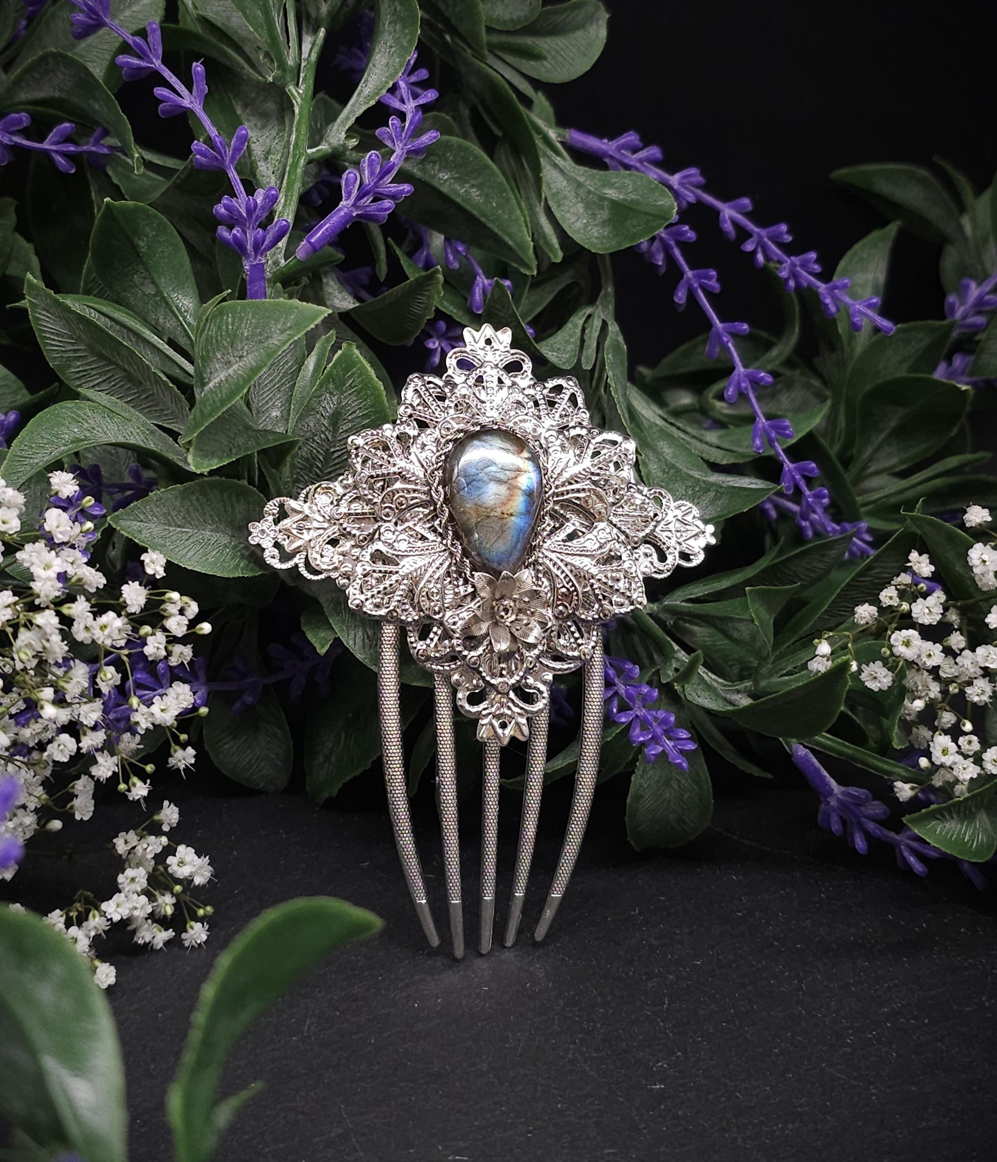 Haarkamm mit Labradorit Cabochon ~ für Brautfrisur, Mittelalter, Fantasy, Hochzeiten ~ Haarspange ~ Einzigartiger Schmuck ~ Haarnadel ~