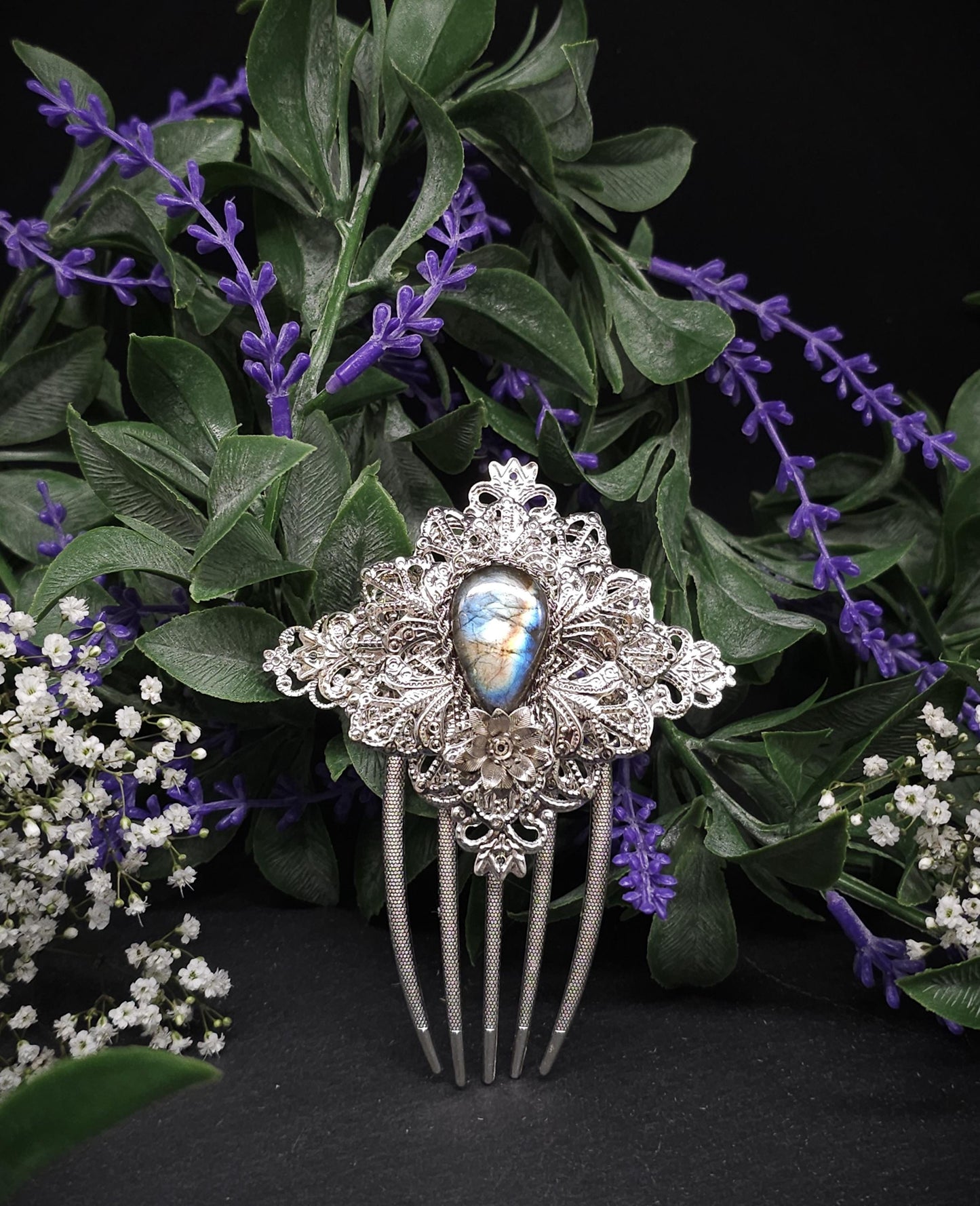 Haarkamm mit Labradorit Cabochon ~ für Brautfrisur, Mittelalter, Fantasy, Hochzeiten ~ Haarspange ~ Einzigartiger Schmuck ~ Haarnadel ~