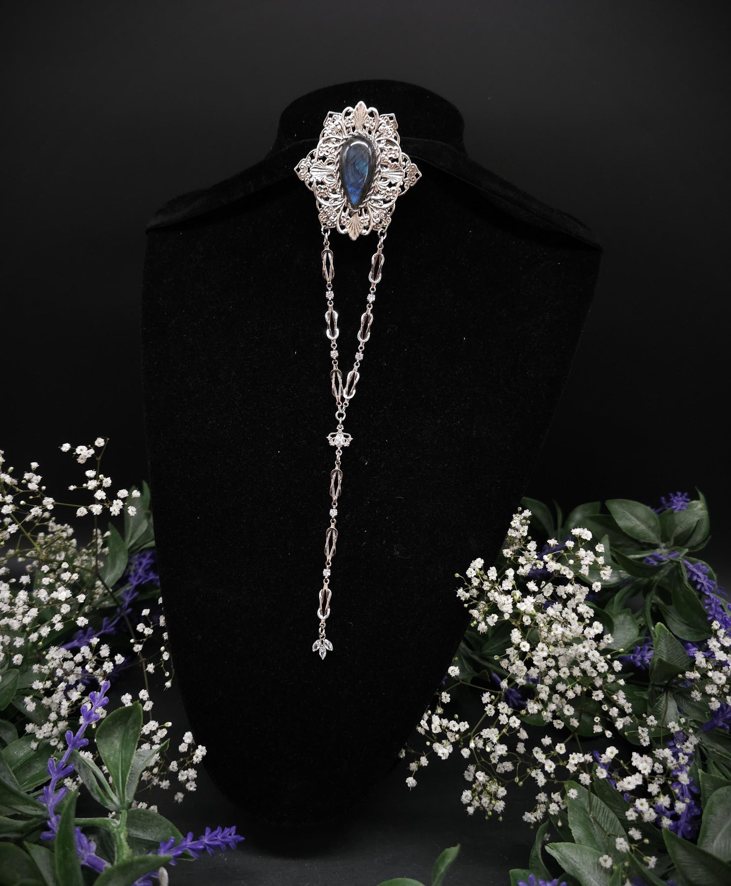 Filigrane elfenhafte Brosche ~ Labradorit Brosche ~ Dekorativer Pin für Bräute und Hochzeiten ~ Vintage Schalnadel ~ Brosche für Fantasy