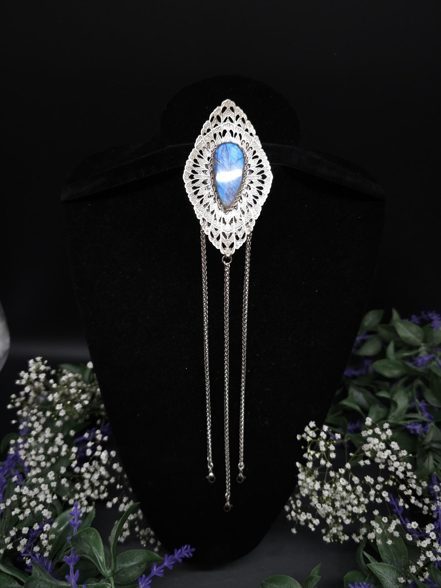 Art Nouveau Labradorite Châtelaine Clip: Rhodium-Plated Costume Accessory