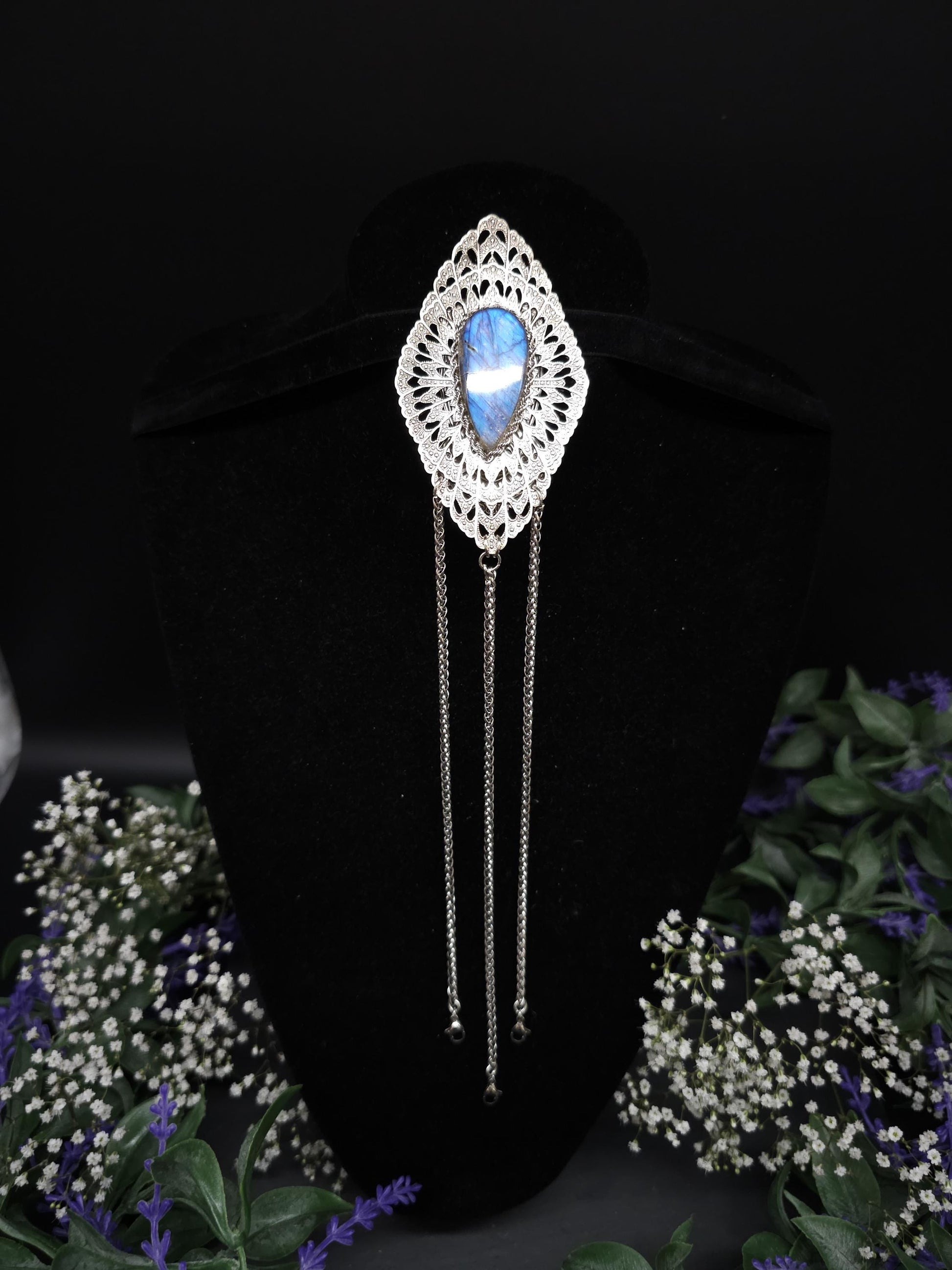 Art Nouveau Labradorite Châtelaine Clip: Rhodium-Plated Costume Accessory