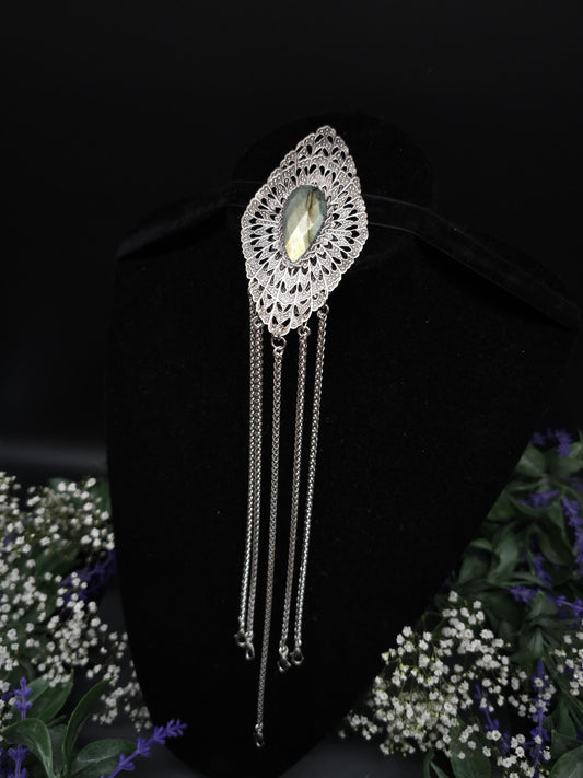 Art Nouveau Labradorite Chatelaine ~ handgefertigter Kostüm Clip / Accessoire