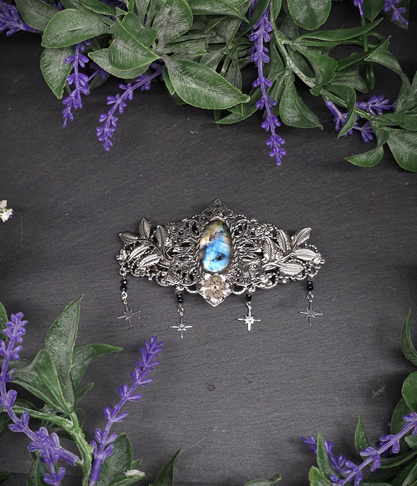 Labradorit Haarspange – mit Sternen, Zweigen und blauen Perlen - Mysticher Fantasy Haarschmuck