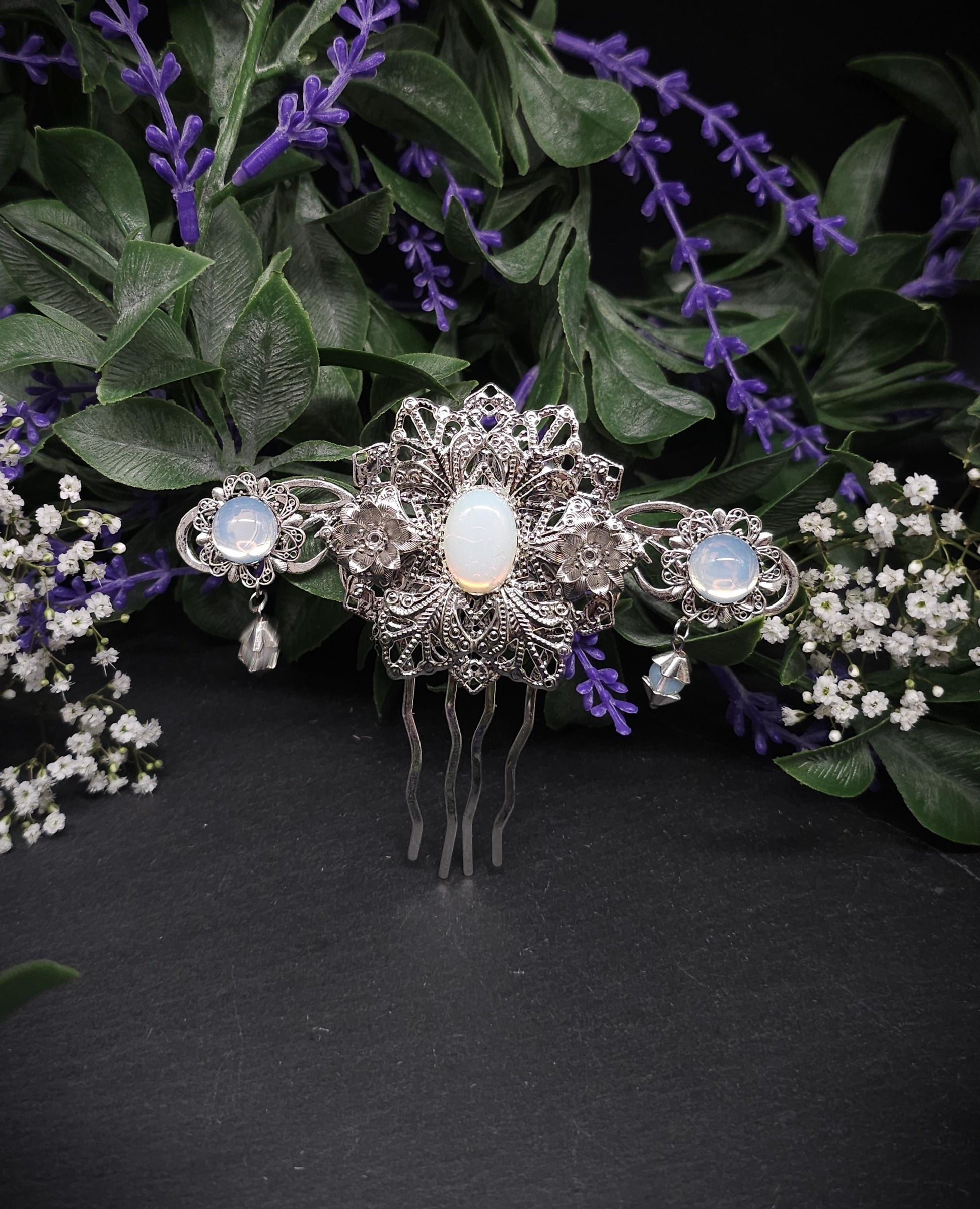 Jugendstil Haarkamm mit Opalith – Silberfarbener Braut Haarschmuck im Elfenstil - Fantasy Hochzeit Accessoire
