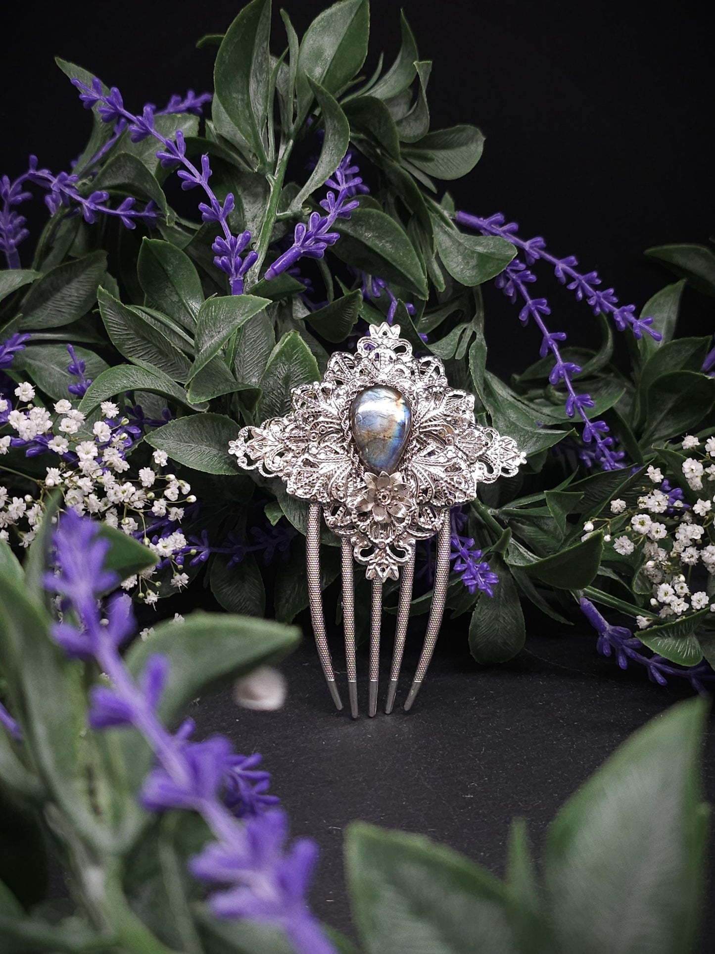 Haarkamm mit Labradorit Cabochon ~ für Brautfrisur, Mittelalter, Fantasy, Hochzeiten ~ Haarspange ~ Einzigartiger Schmuck ~ Haarnadel ~