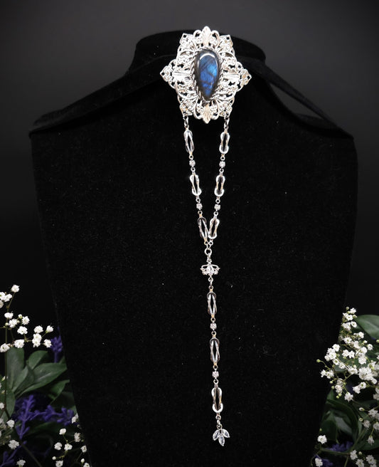 Filigrane elfenhafte Brosche ~ Labradorit Brosche ~ Dekorativer Pin für Bräute und Hochzeiten ~ Vintage Schalnadel ~ Brosche für Fantasy