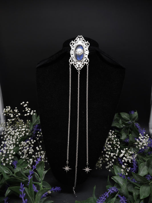 Jugendstil Brosche mit Labradorit und Mondsichel ~ Art Nouveau Schmuck mit Ketten ~ für Gothic, LARP , Mittelalter, als Brautschmuck