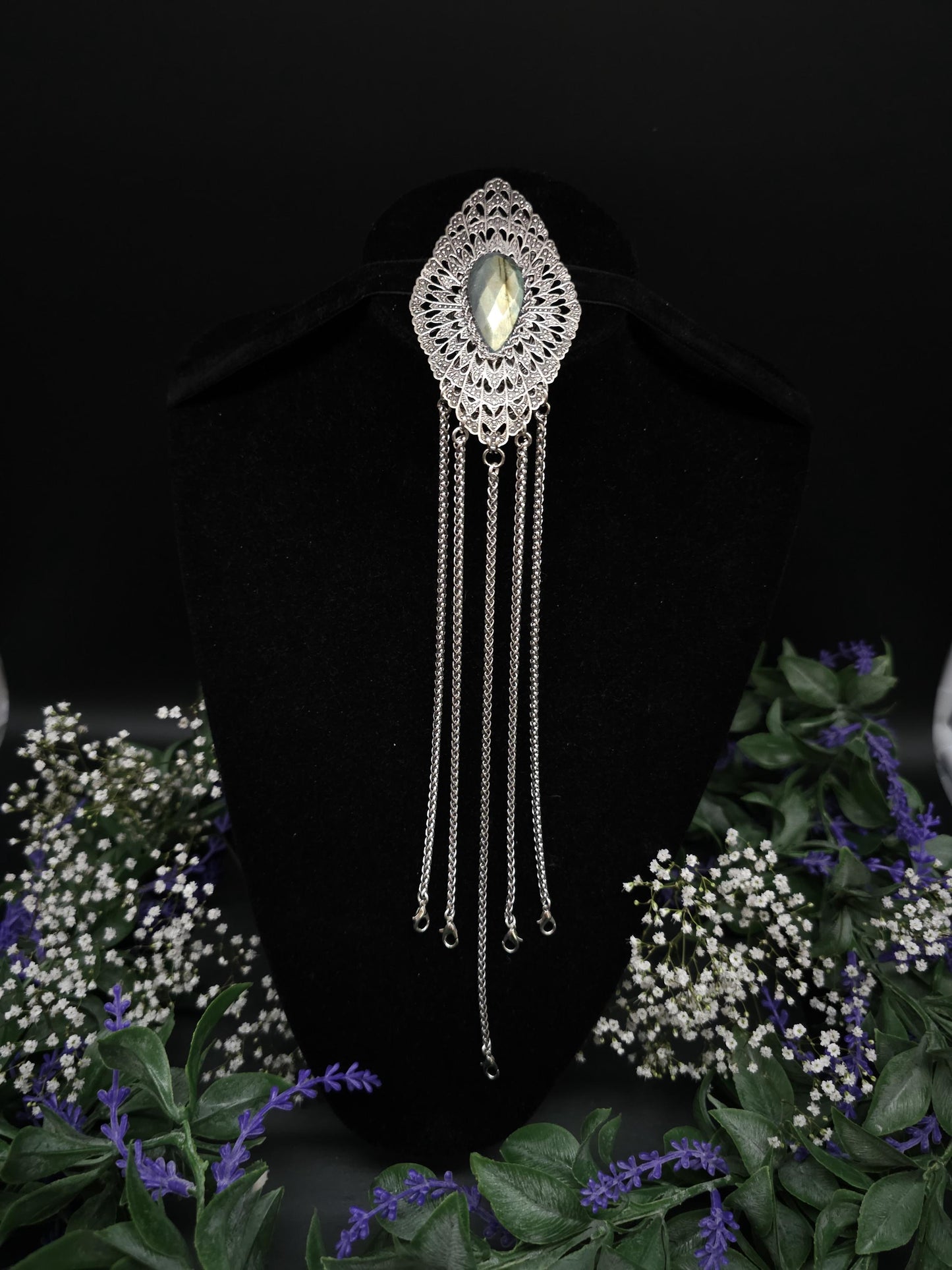 Art Nouveau Labradorite Chatelaine ~ handgefertigter Kostüm Clip / Accessoire