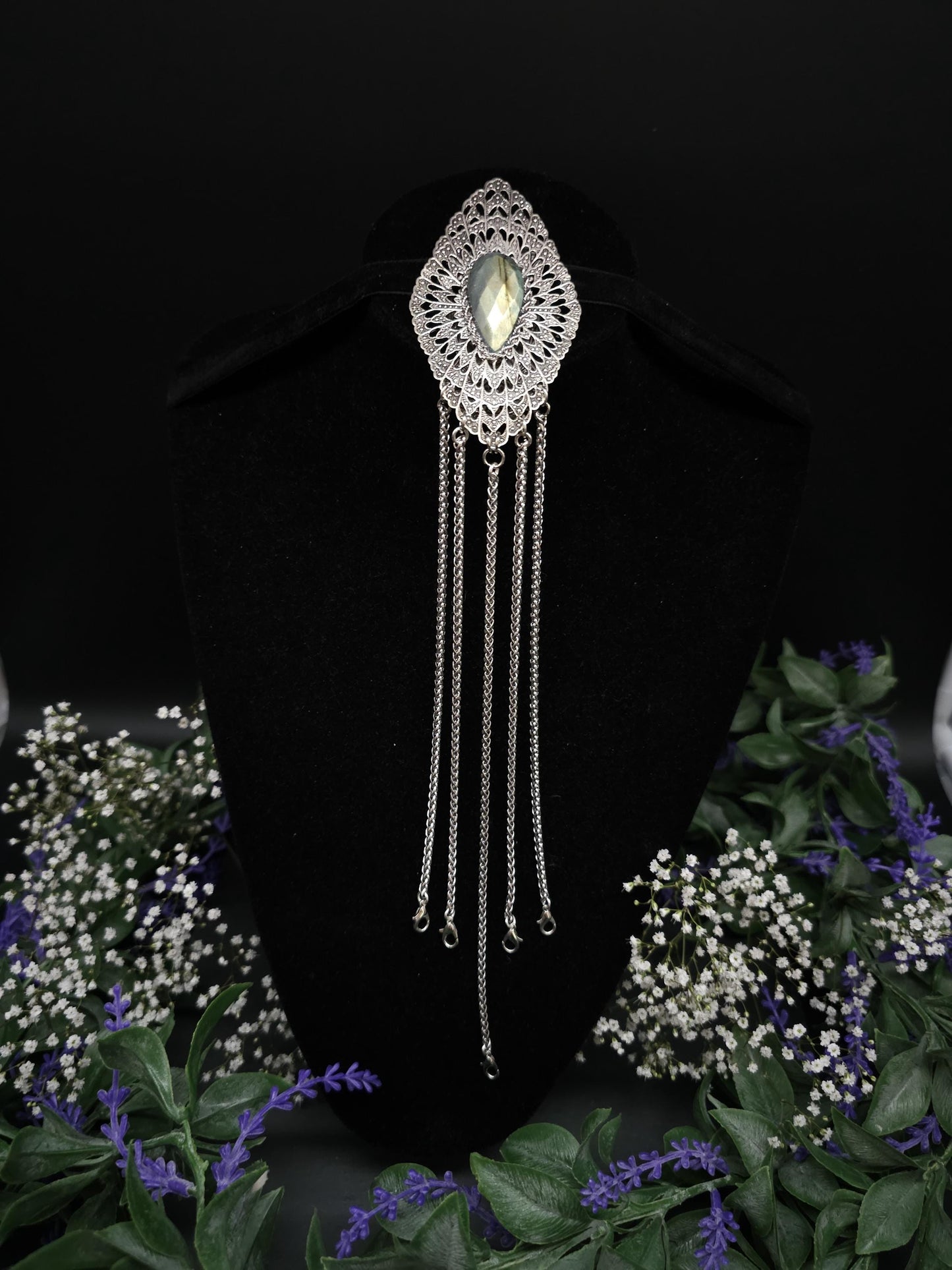 Art Nouveau Labradorite Chatelaine ~ handgefertigter Kostüm Clip / Accessoire