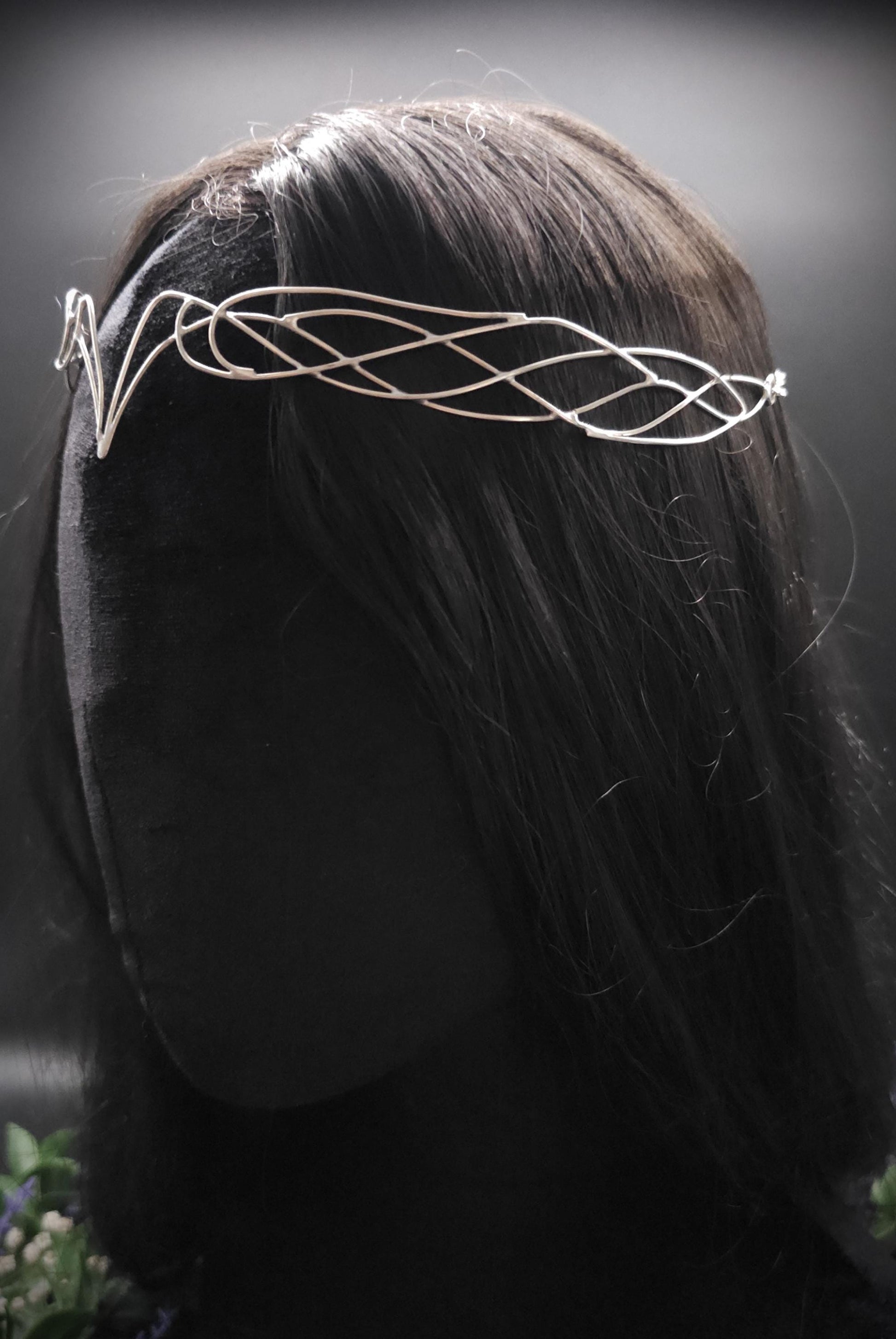 Versilbertes Elfen-Diadem "Nyanvé" ~ Draht Tiara im Art Nouveau Design ~ Größenverstellbar ~ Accessoire für LARP, Cosplay und Hochzeiten