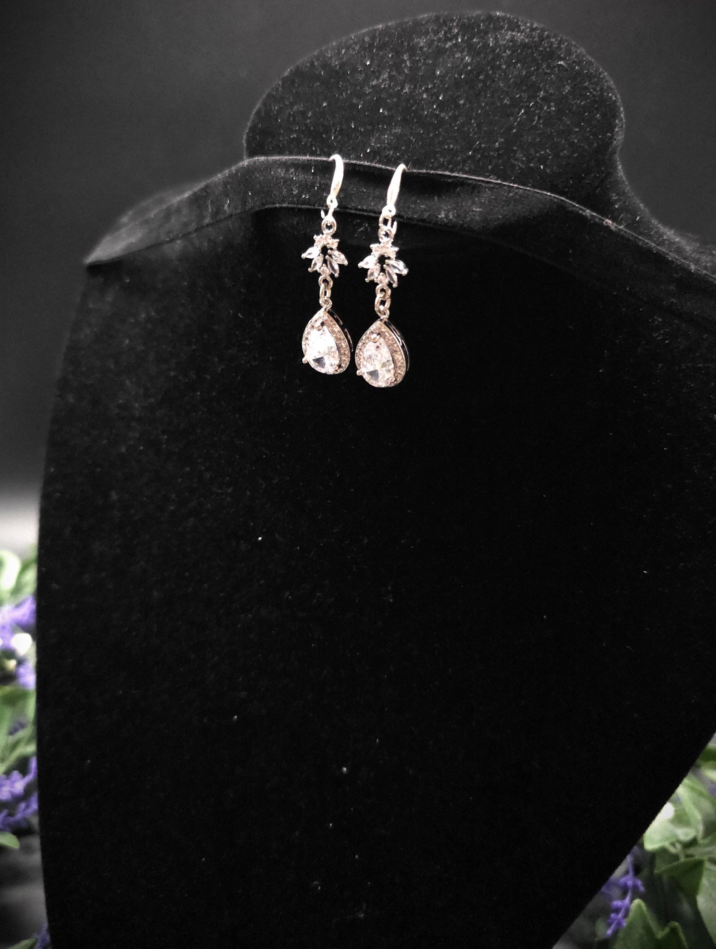 925er Sterling Silber Ohrringe mit Zirkonia Anhängern - Hochzeit & Braut-Accessoire - Vintage, Gothic, Jugendstil inspirierter Schmuck