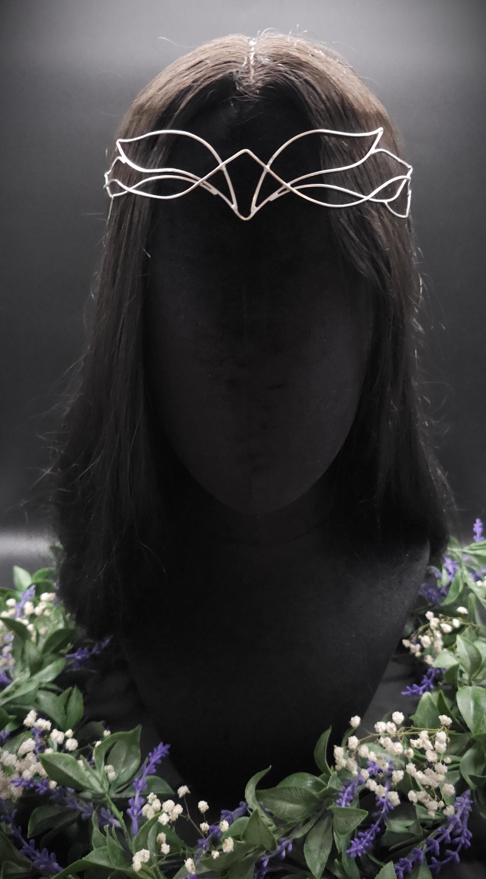 Versilbertes Elfen-Diadem "Yalväe" ~ Draht Tiara im Schwingen Design ~ Größenverstellbar ~ Accessoire für LARP, Cosplay und Hochzeiten