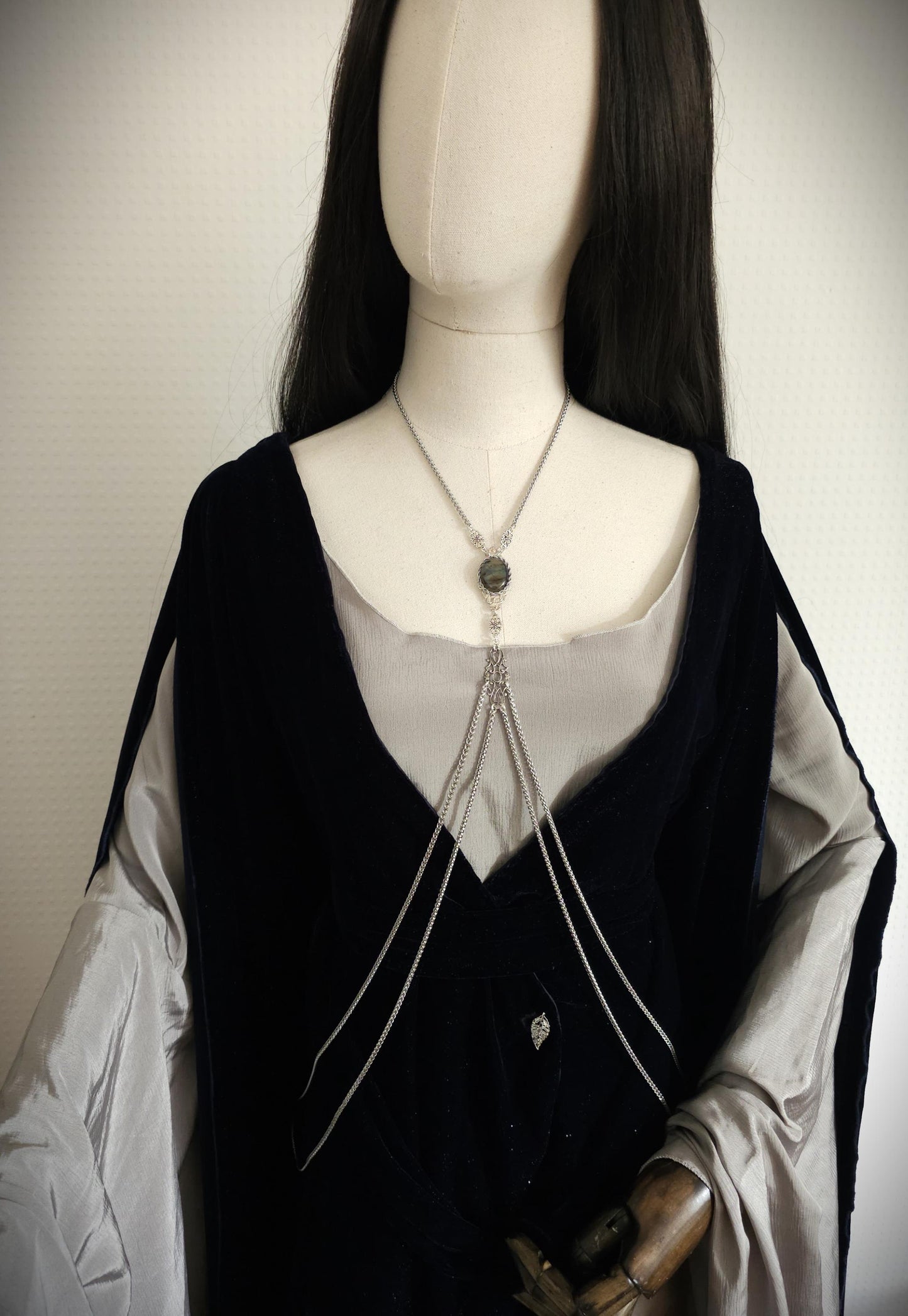 Bodychain "Meréah" ~ handgefertigte Körperkette mit Labradorit ~ Bauchtanz, Fantasy und Cosplay Kostüm Accessoire ~