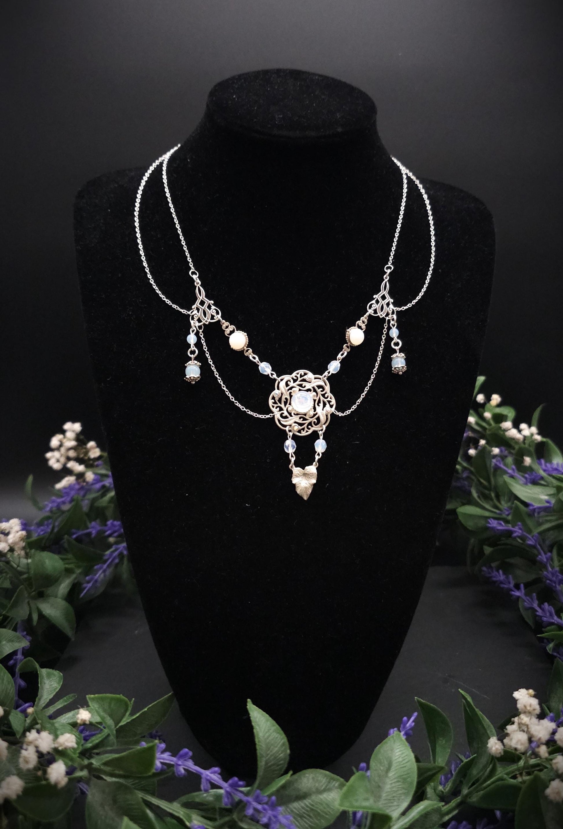 Art Nouveau Halskette mit Opalithperlen ~ Vintage Stil ~ größenverstellbar ~ handgefertigt