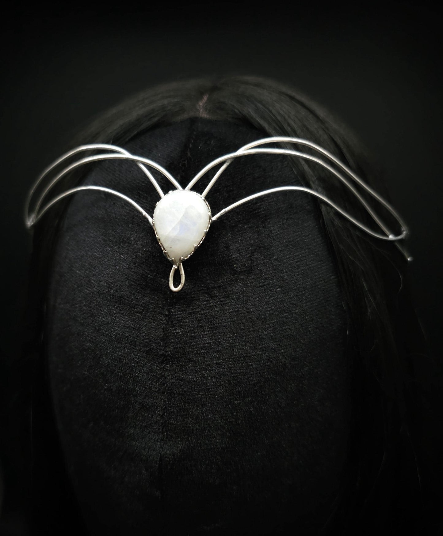 Versilbertes Diadem mit Mondstein Tropfen ~ Elfen Diadem ~Braut Krone ~ größenverstellbar