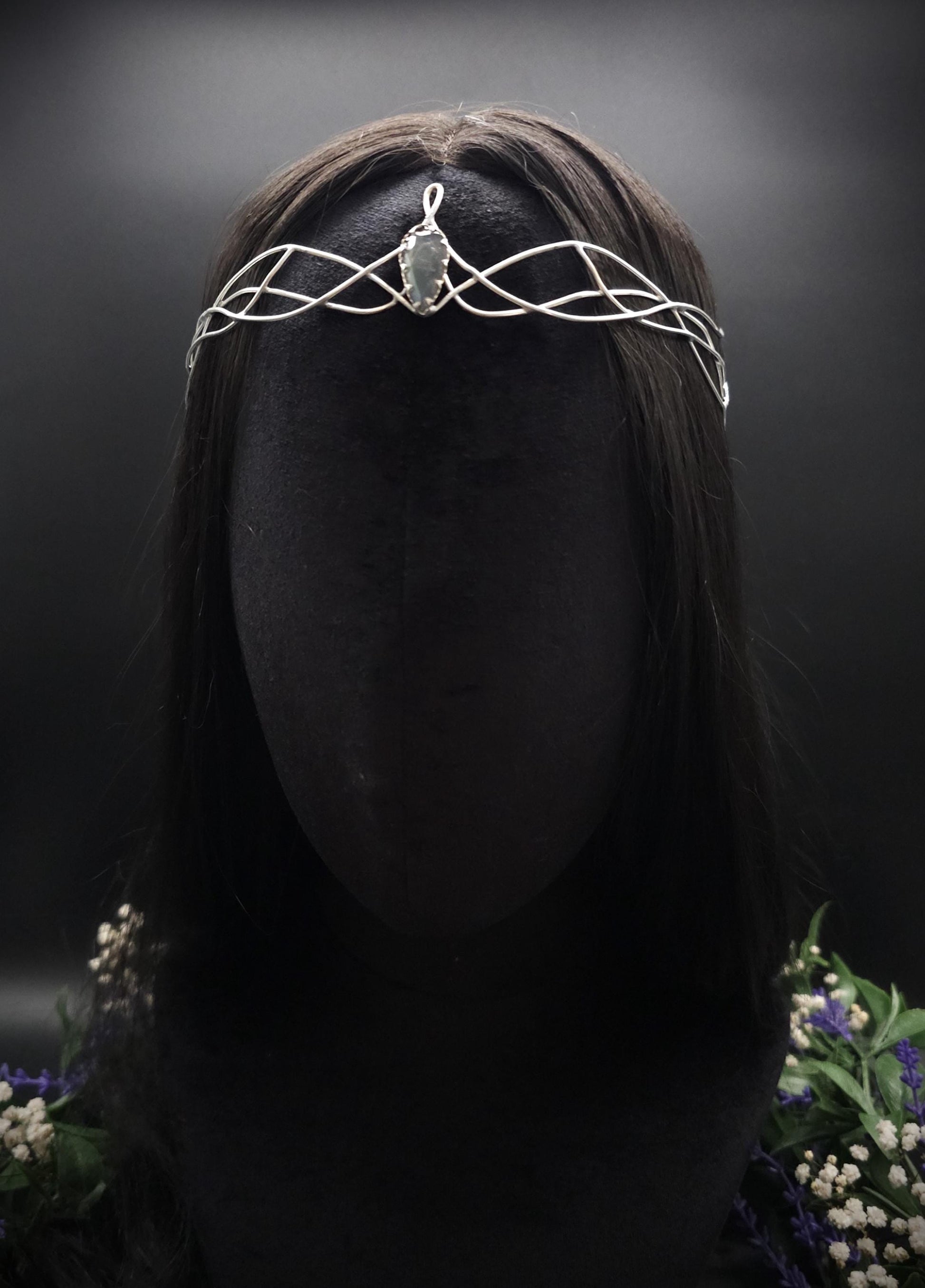 Versilbertes Diadem mit blau grauem Labradorit ~ Fantasy Kopfschmuck ~ Hochzeit & Braut-Krone ~ Größenverstellbar