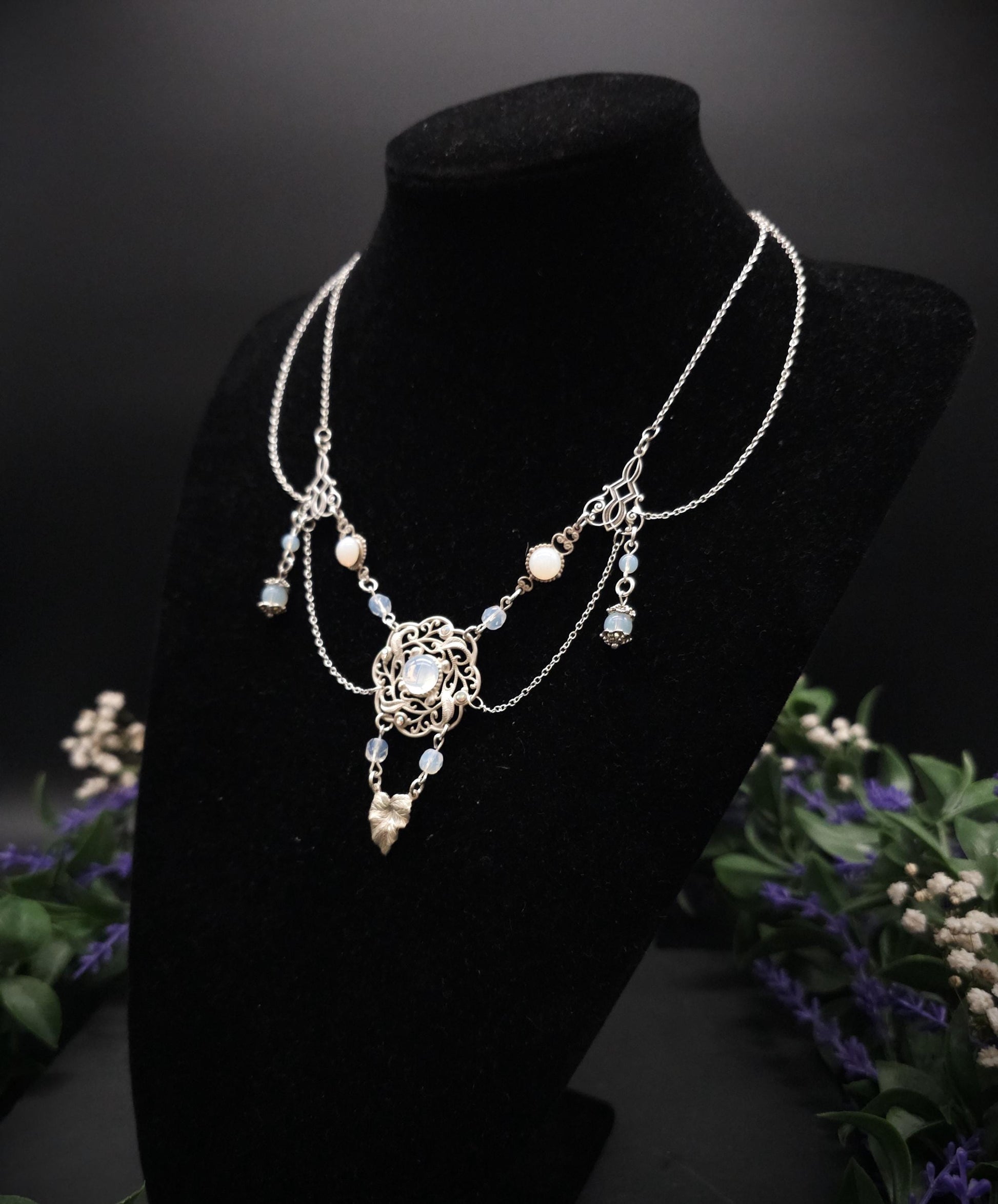 Art Nouveau Halskette mit Opalithperlen ~ Vintage Stil ~ größenverstellbar ~ handgefertigt