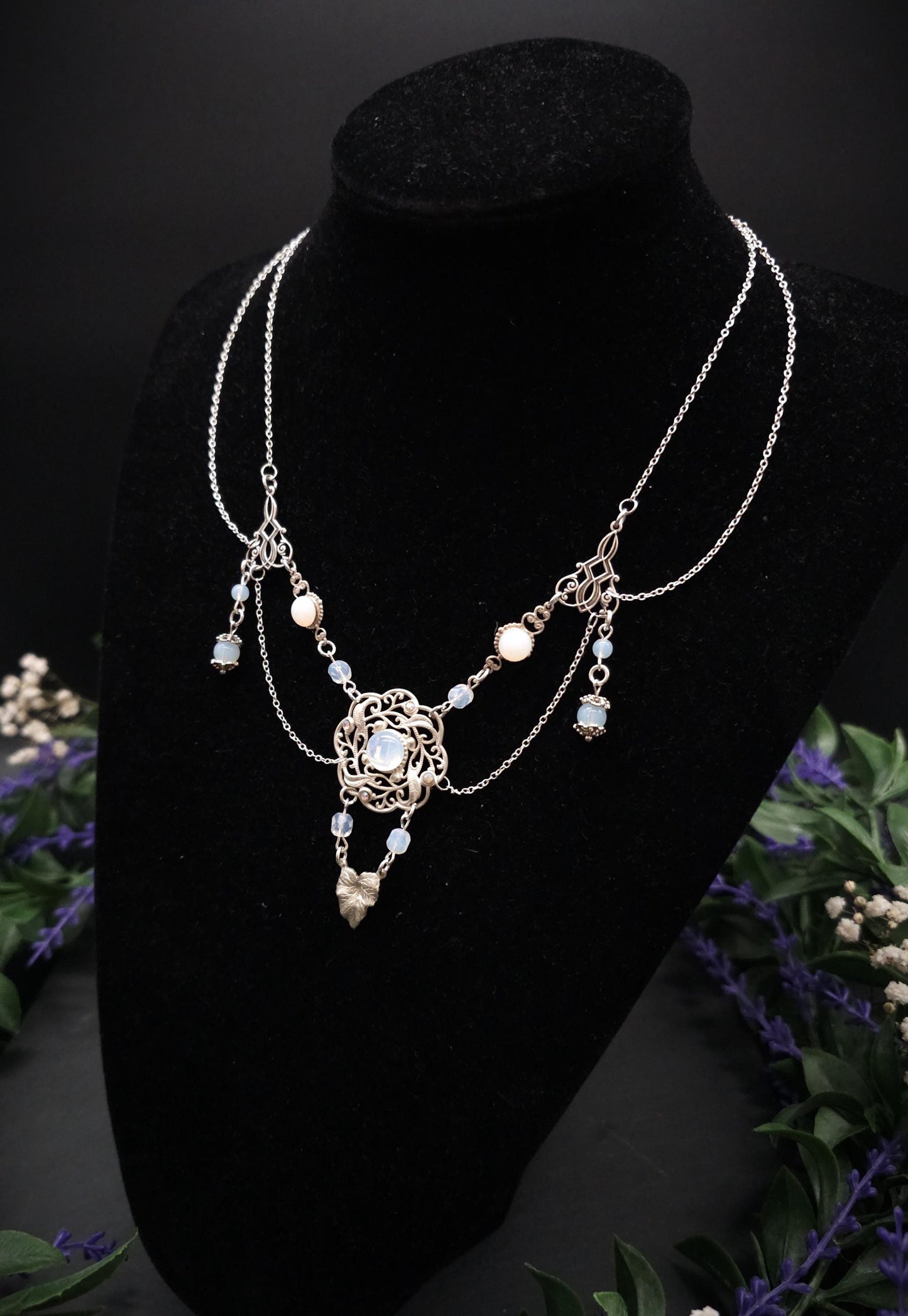 Art Nouveau Halskette mit Opalithperlen ~ Vintage Stil ~ größenverstellbar ~ handgefertigt