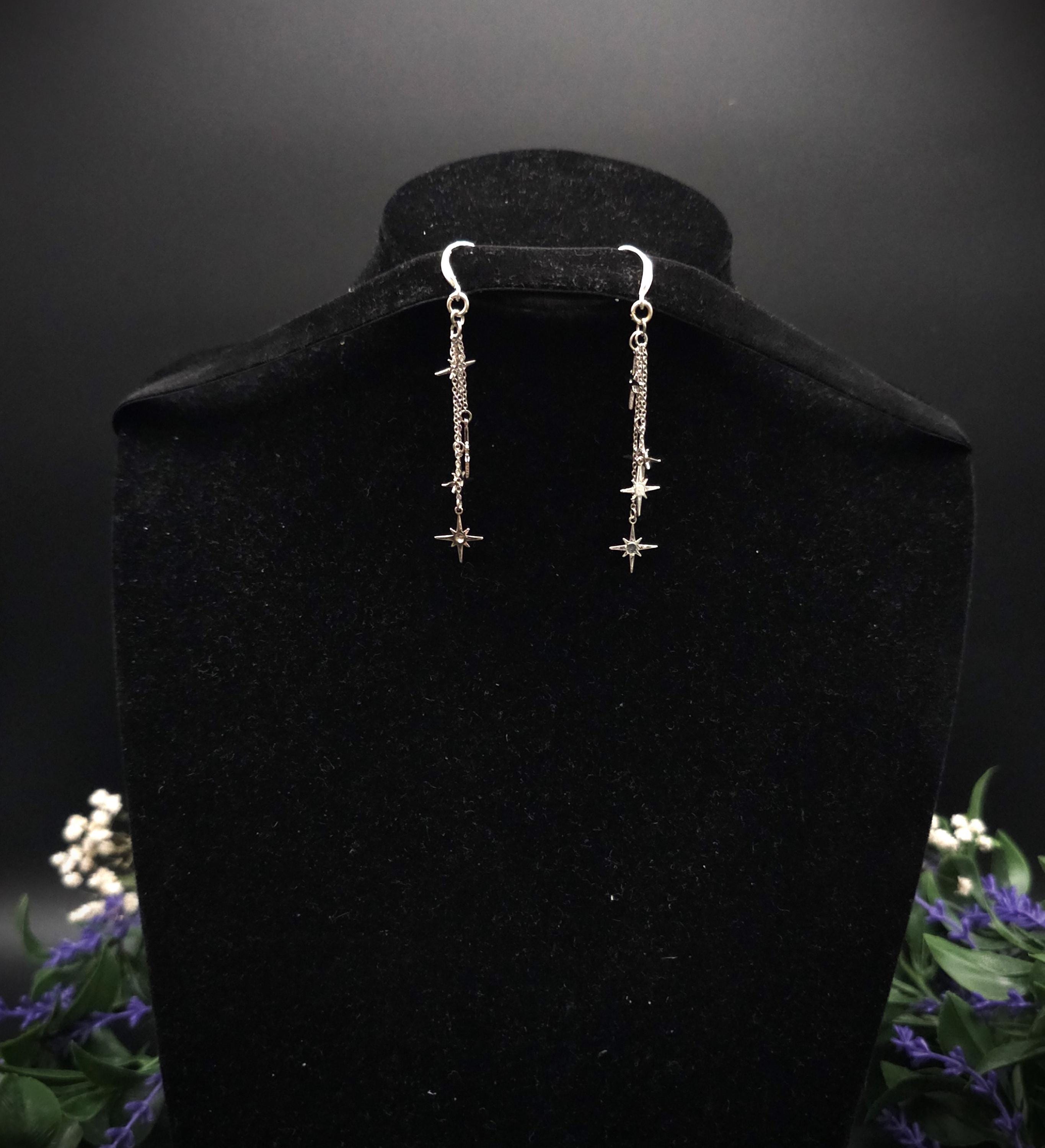 Kurze 925er Sterling Silber Stern-Ohrringe ~ Edelstahl Sterne ~ filigraner Ohrschmuck ~ Fantasy Ohrhaken