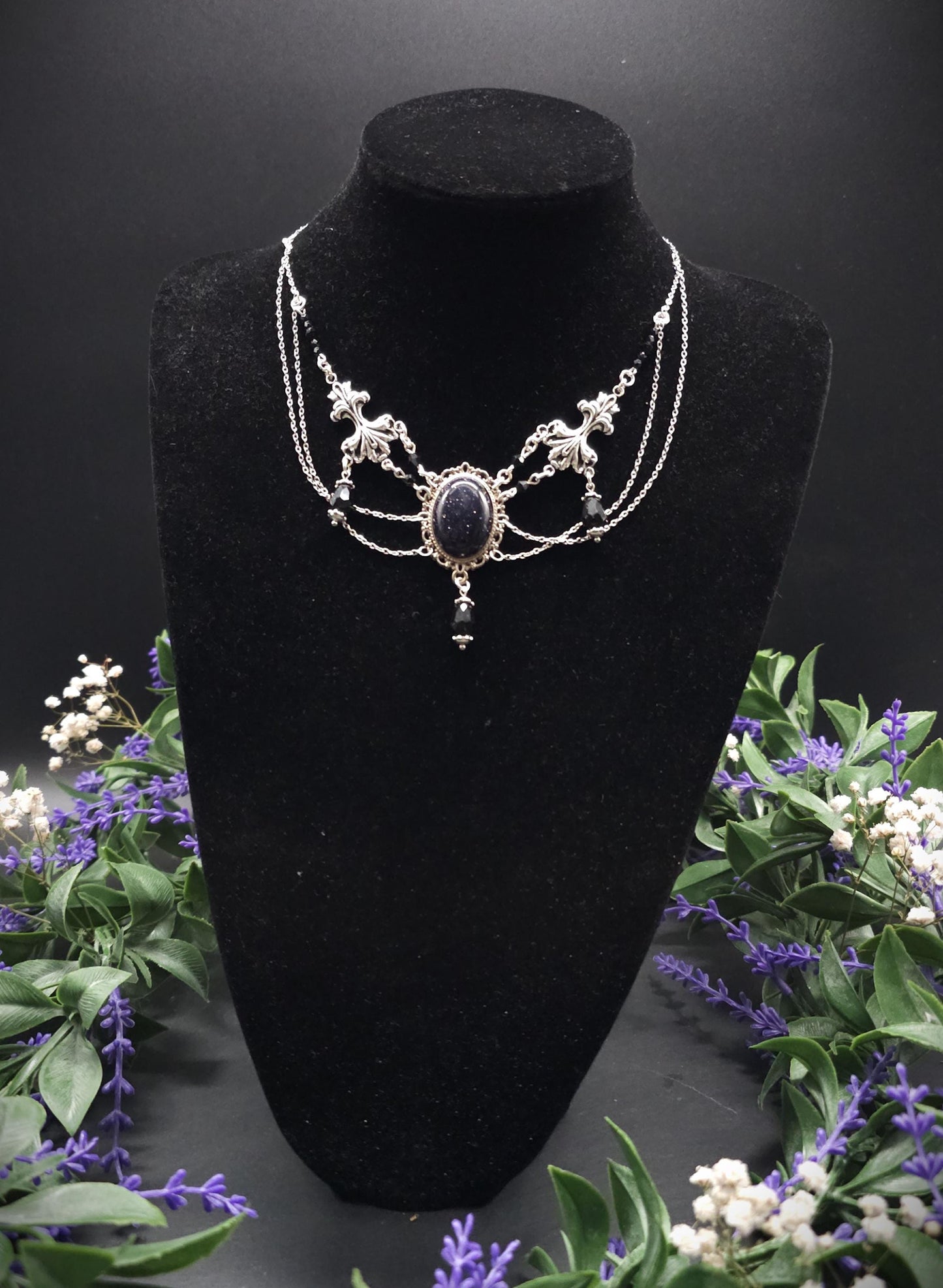 Elegantes Blaufluss Collier ~ Viktorianisches Choker ~ Gothic Witchy Schmuck ~ Rhodium & Edelstahl ~ Dark Academia ~ Größenverstellbar
