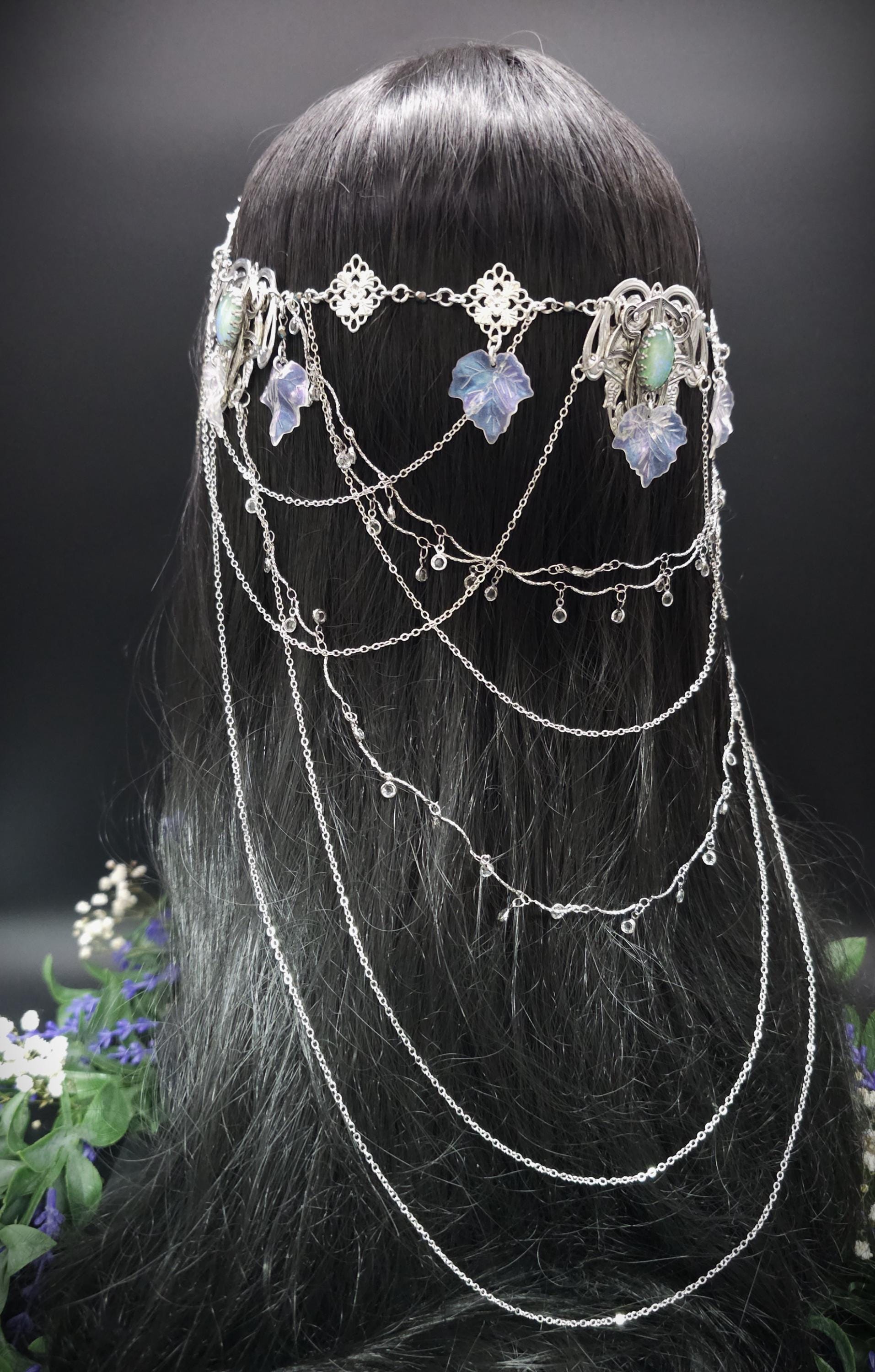 Art Nouveau Headpiece~ Salbeigrüne Resin Cabochons ~ irisierende Blätterkrone ~ Glaskristall Ketten ~ Fantasy Elven Haar Schmuck