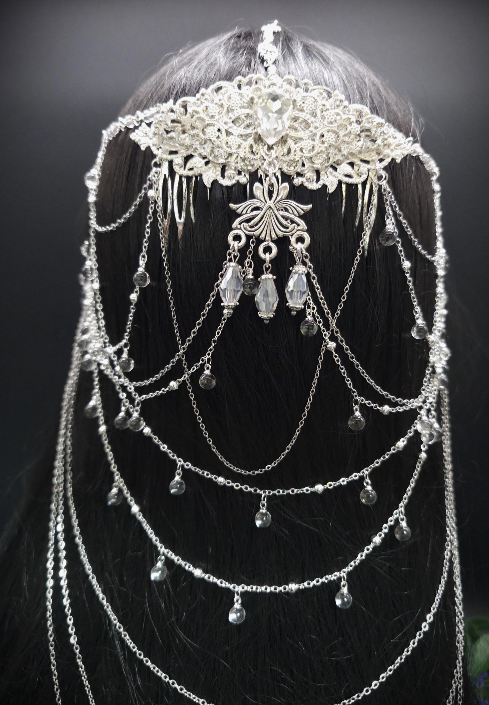 Art Nouveau Kristall Headpiece – Silbernes Ketten Haarteil mit Glasperlen, Rhodium Filigree, Bridal Tiara, Fantasy Elfen Kopfschmuck