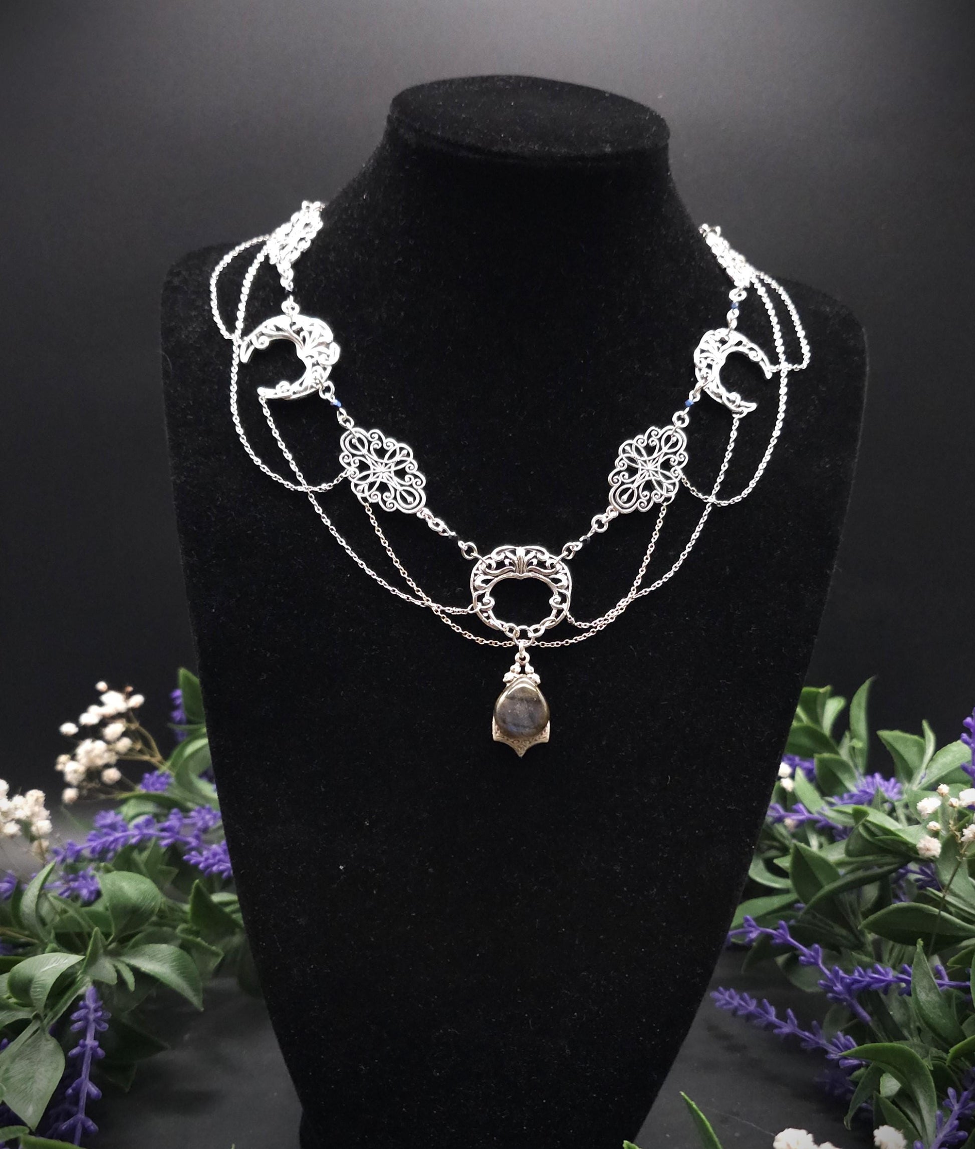 Mondcollier mit Labradorit ~ Art Nouveau Halskette ~ Witchy Mond Schmuck ~ Wicca ~ Edelstahl & Rhodium ~ Größenverstellbar