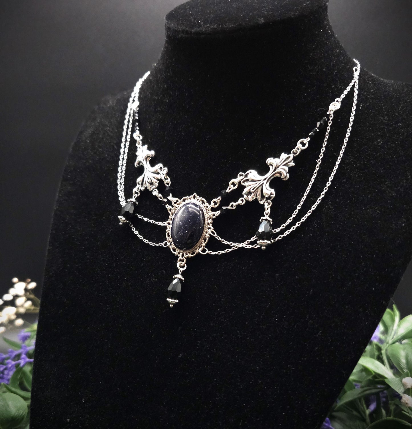 Elegantes Blaufluss Collier ~ Viktorianisches Choker ~ Gothic Witchy Schmuck ~ Rhodium & Edelstahl ~ Dark Academia ~ Größenverstellbar