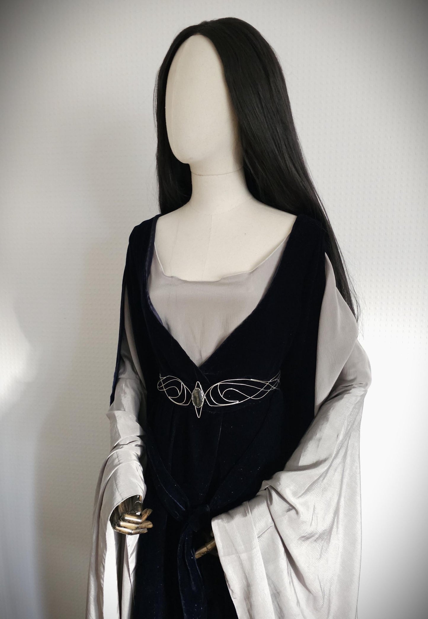 Versilberter Drahtgürtel "Myénni" ~ Elfengürtel mit Labradorit ~ handgefertigter Taillengürtel / Accessoire ~ Braut Schmuck