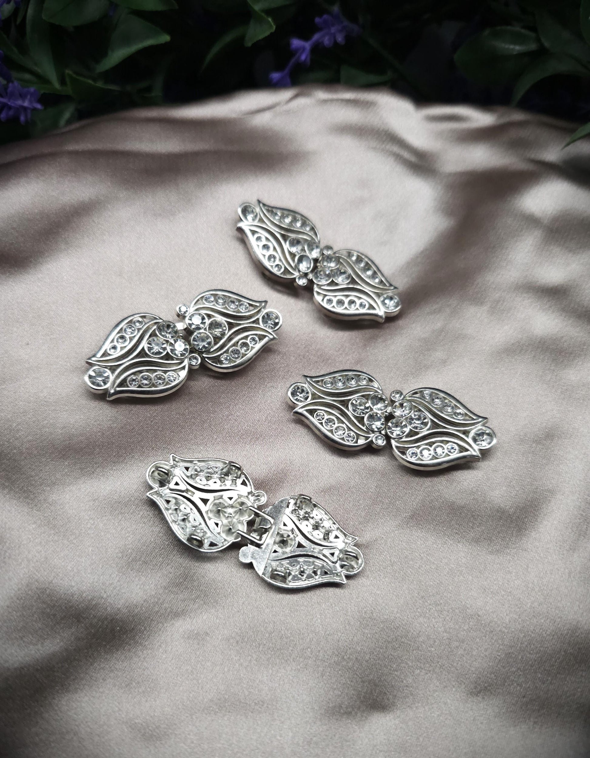 Vintage-Style Strass-Schließen ~ limitiert ~ Funkelnde Metallverschluss-Paare für DIY, Upcycling und Brautmode