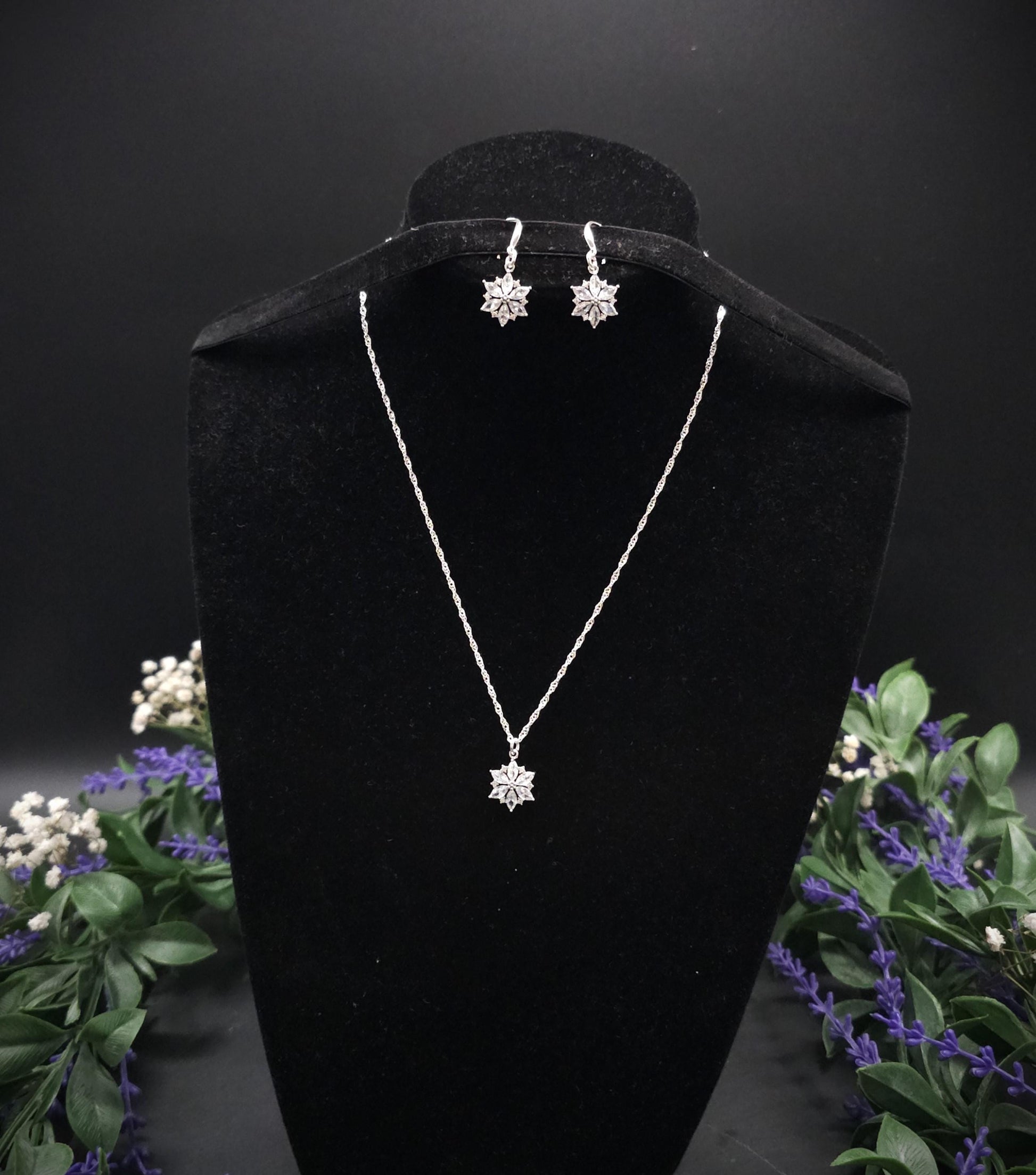 Zirkonia Schmuck-Set ~ 925er Sterling Silber Set ~ Geschenk ~ Sternenschmuck Geschenkidee