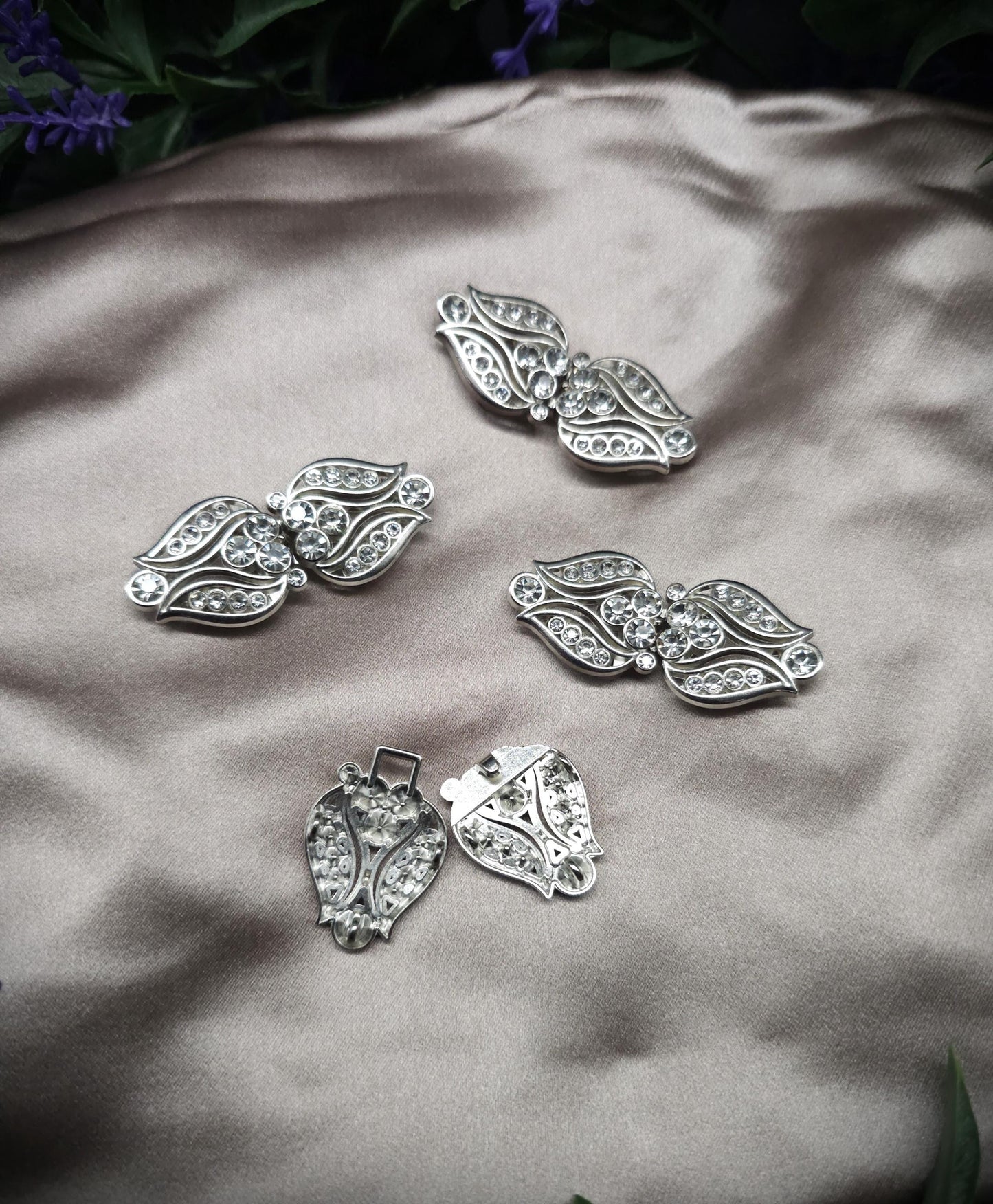 Vintage-Style Strass-Schließen ~ limitiert ~ Funkelnde Metallverschluss-Paare für DIY, Upcycling und Brautmode