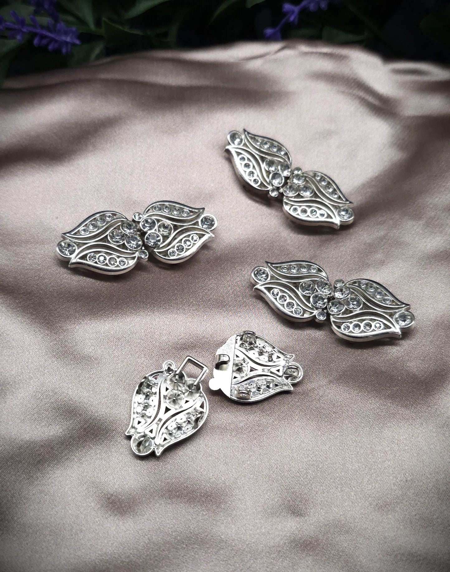 Vintage-Style Strass-Schließen ~ limitiert ~ Funkelnde Metallverschluss-Paare für DIY, Upcycling und Brautmode