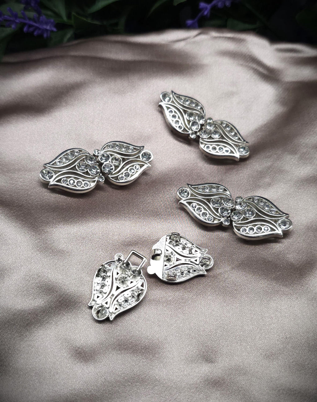 Vintage-Style Strass-Schließen ~ limitiert ~ Funkelnde Metallverschluss-Paare für DIY, Upcycling und Brautmode