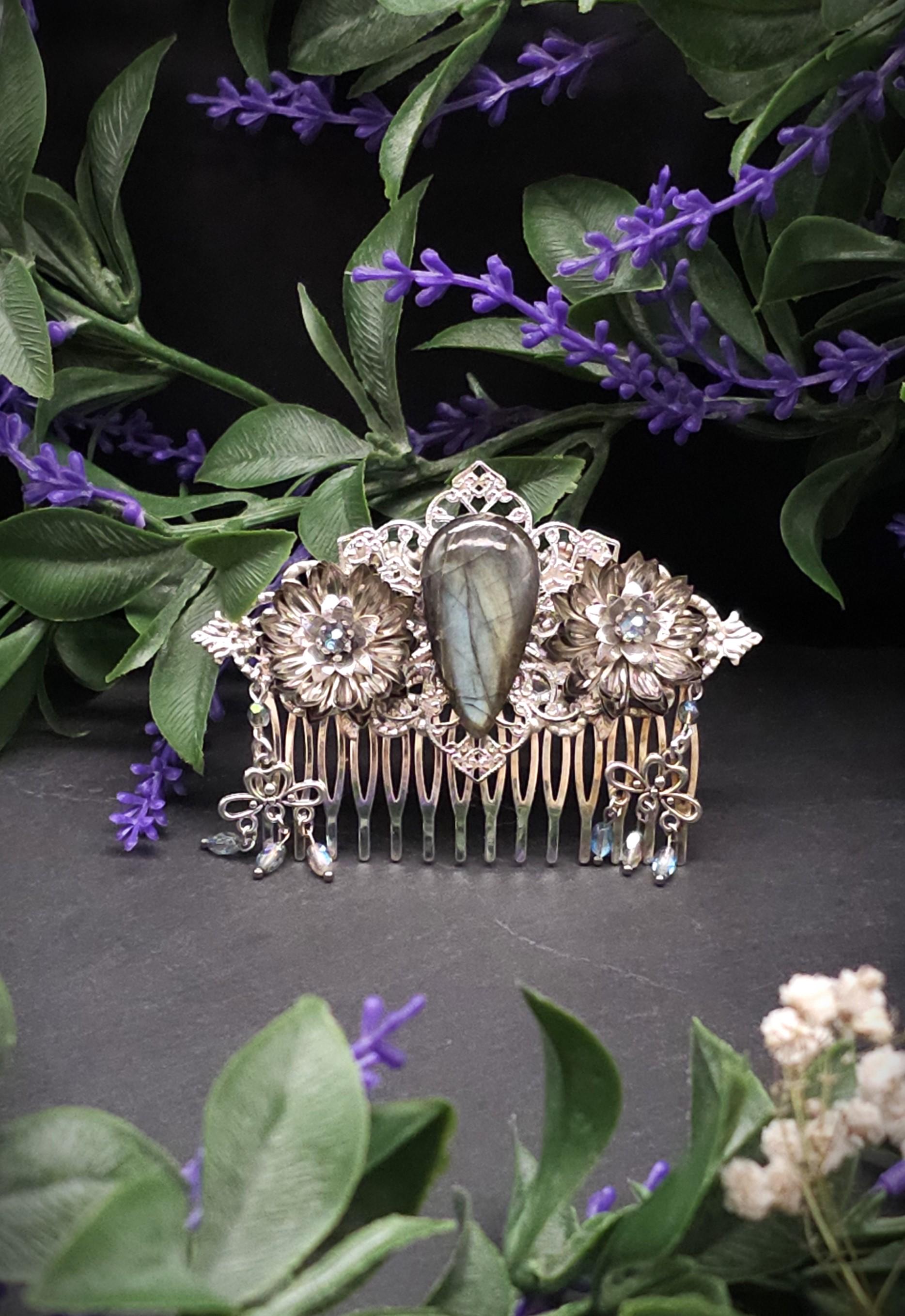 Dekorativer Haarkamm mit Labradorit, Fantasy & Vintage Kopfschmuck